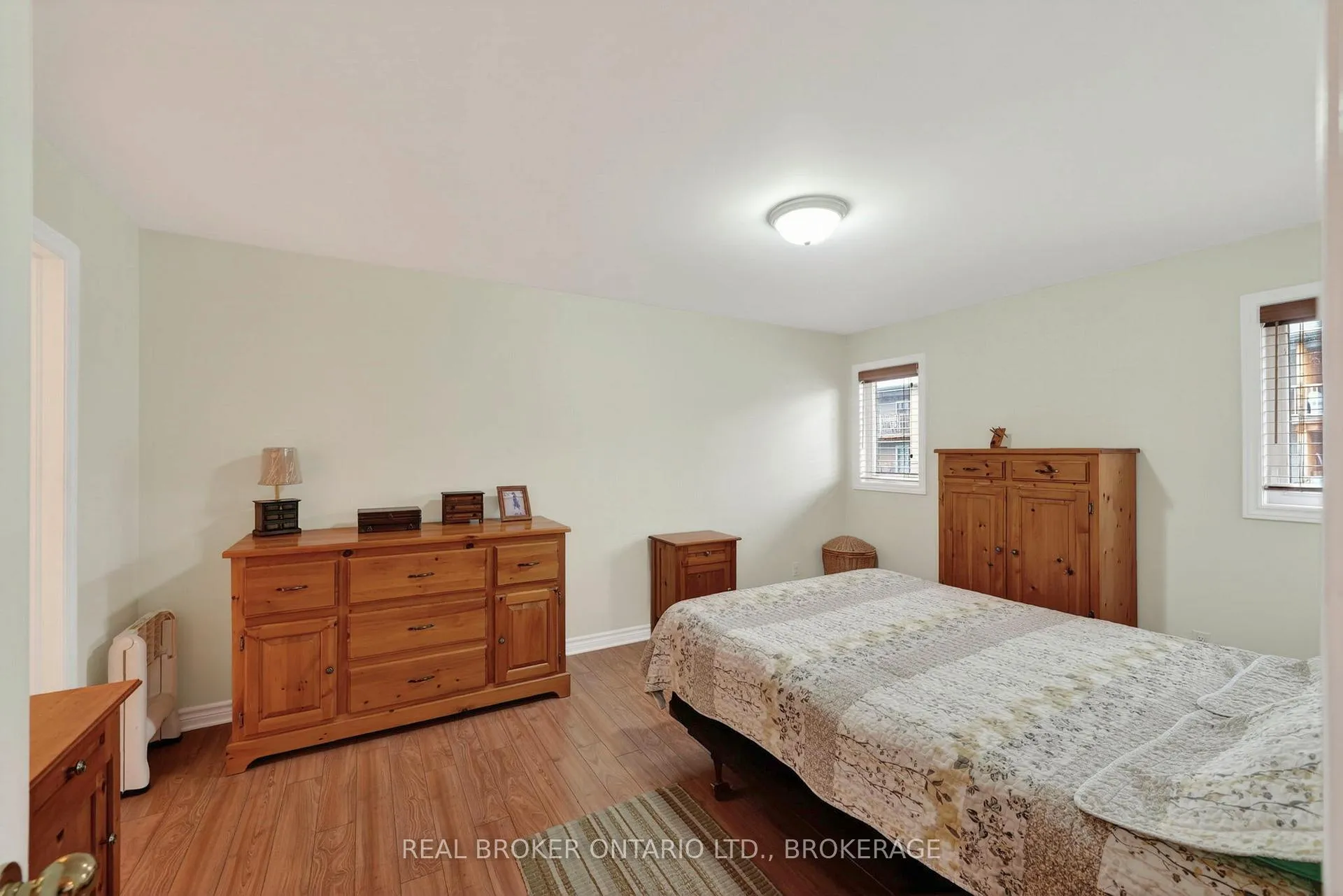 Photo 18 of 83 Sunset Boulevard, Cornwall — HOMEH