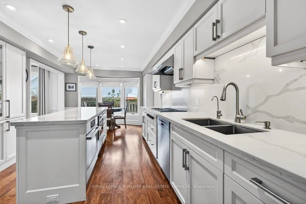Photo 11 of 89 Stonegate Drive, Hamilton, Ancaster — HOMEH