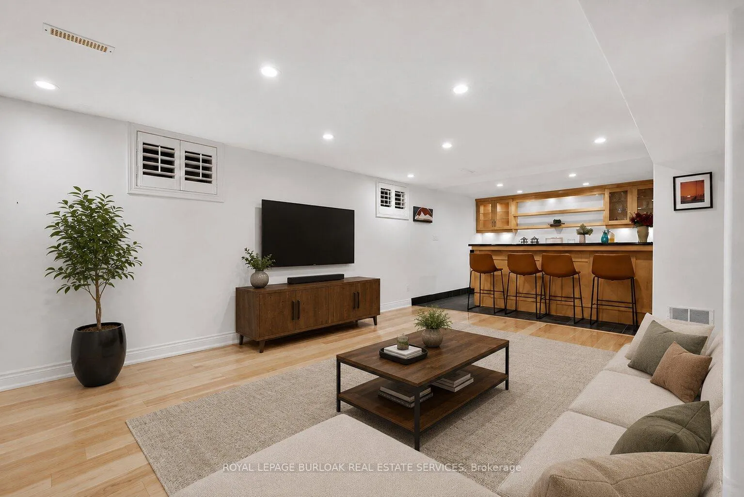 Photo 34 of 89 Stonegate Drive, Hamilton, Ancaster — HOMEH