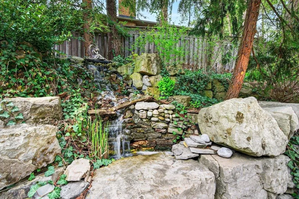 Photo 42 of 89 Stonegate Drive, Hamilton, Ancaster — HOMEH