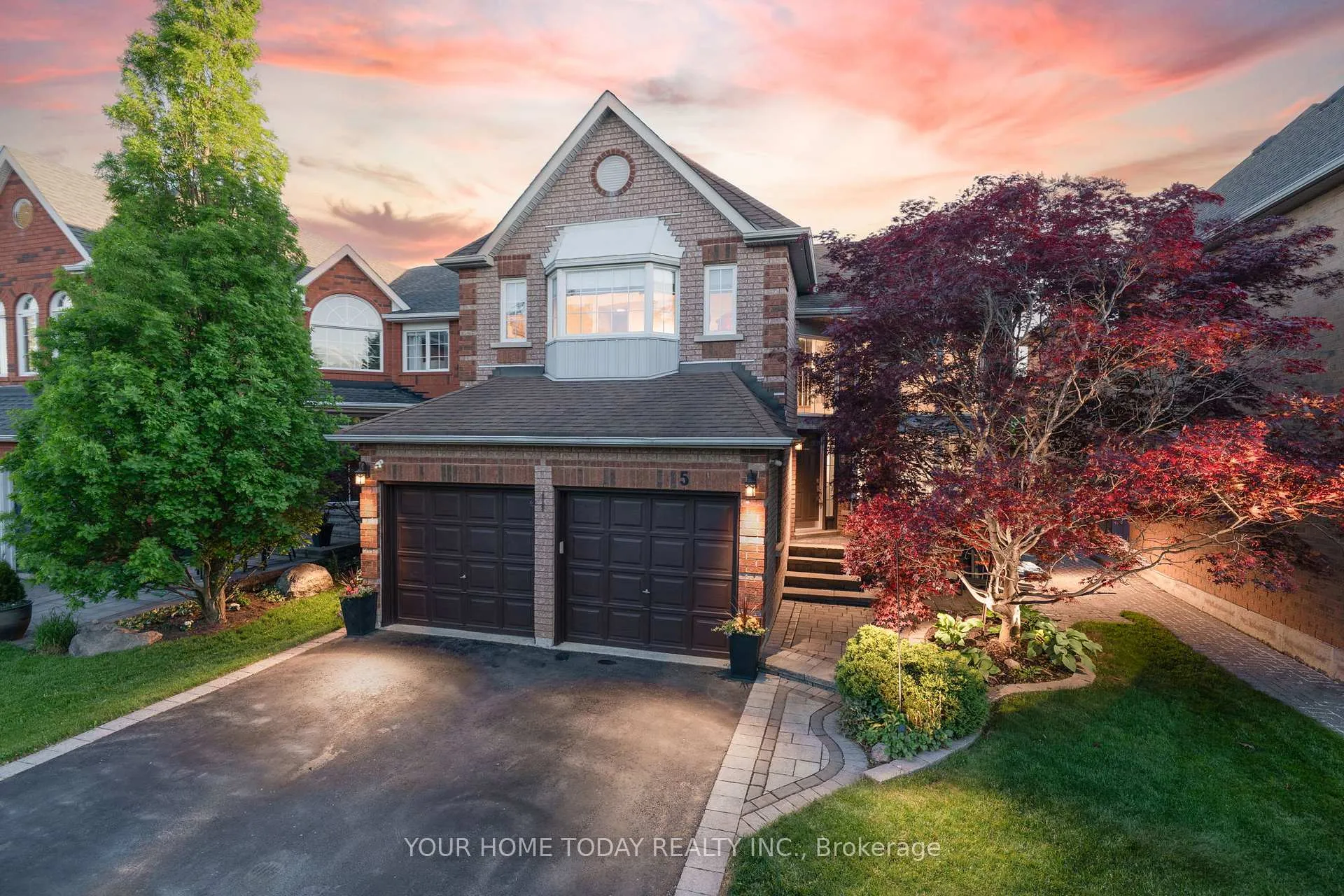 Photo 1 of 5 Curry Crescent, Halton Hills, Georgetown — HOMEH