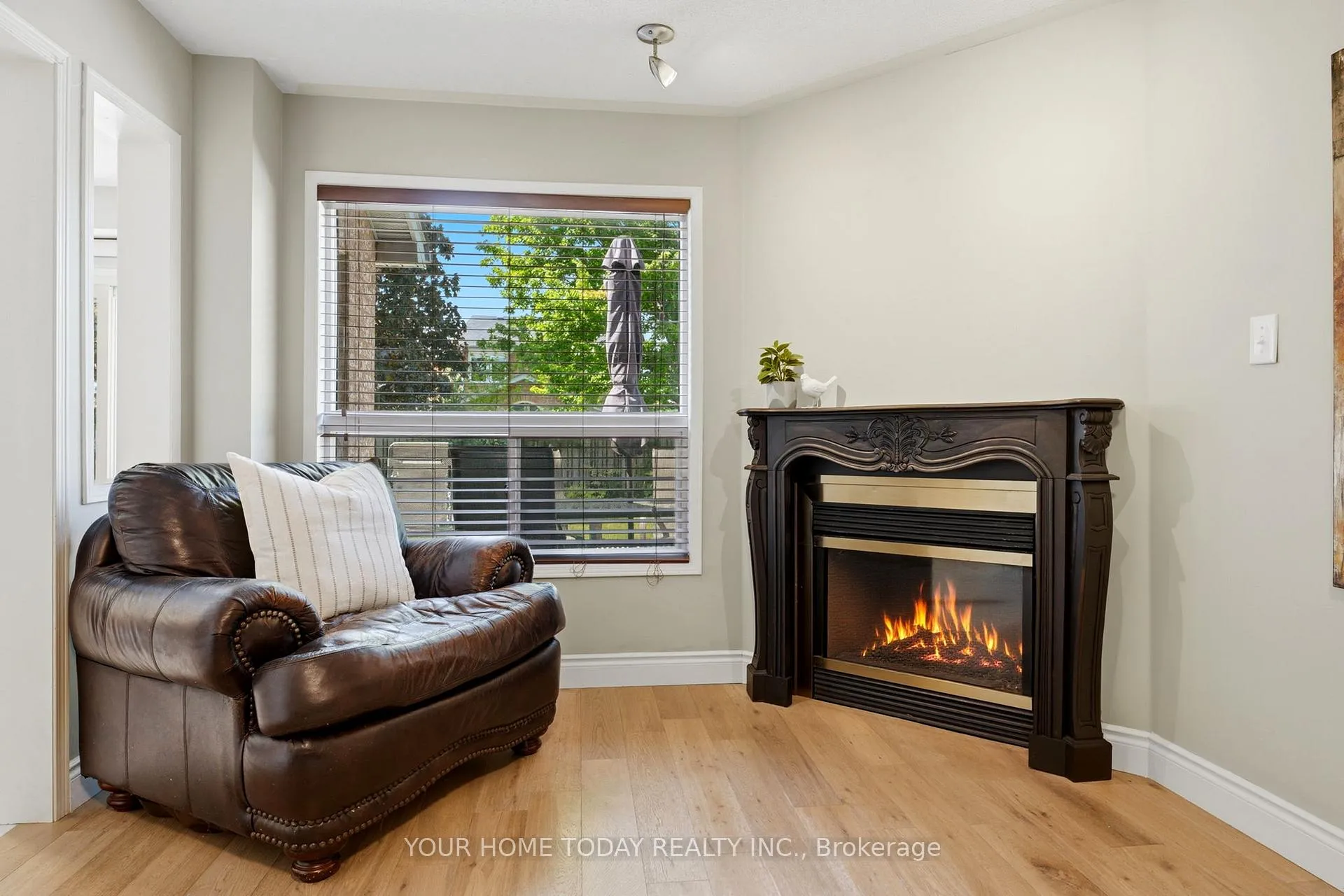 Photo 14 of 5 Curry Crescent, Halton Hills, Georgetown — HOMEH