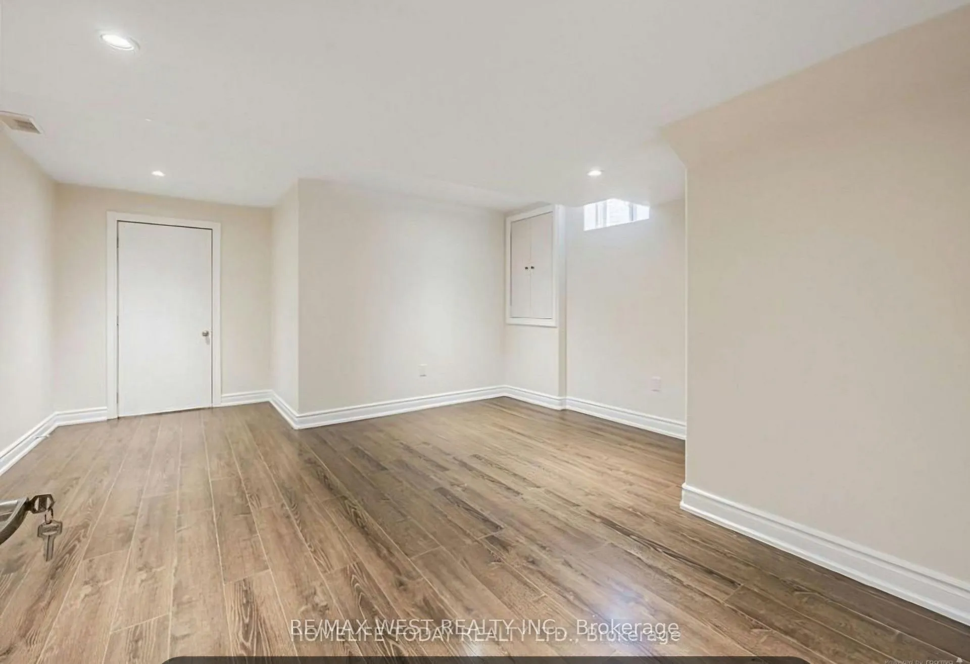 Photo 8 of Unit 2BR Bsmt, 1596 Valley Ridge Crescent, Pickering, Highbush — HOMEH
