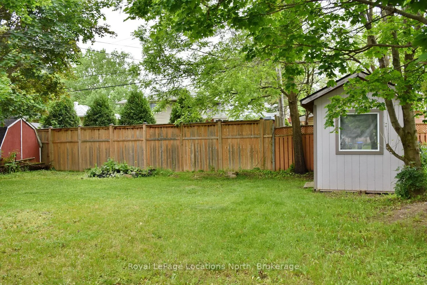 Photo 8 of 638 Oak Street, Collingwood — HOMEH