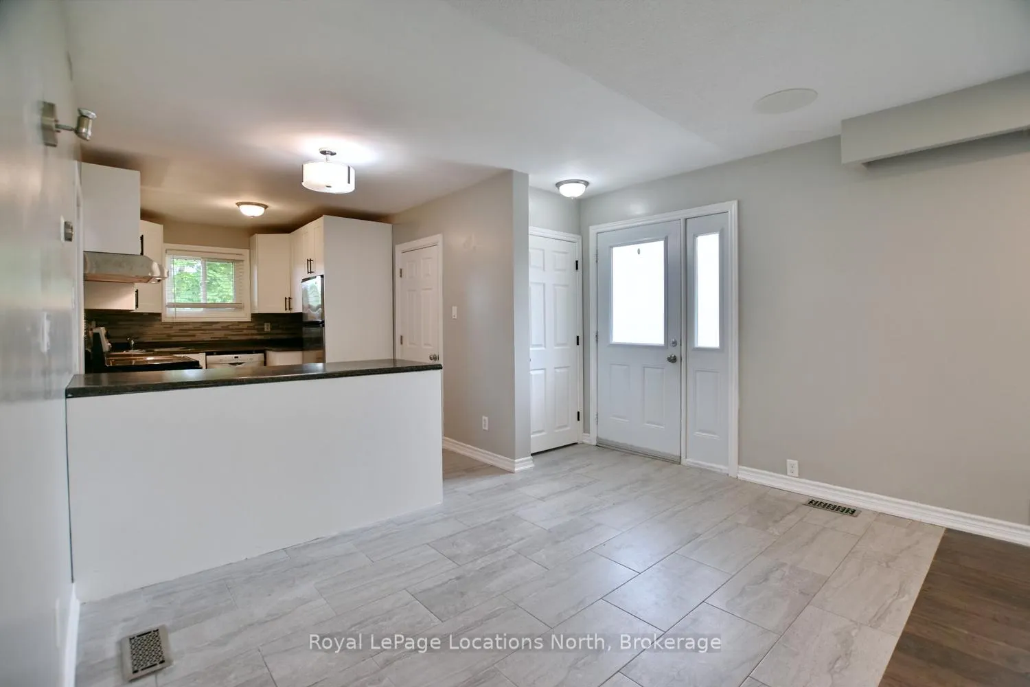 Photo 9 of 638 Oak Street, Collingwood — HOMEH
