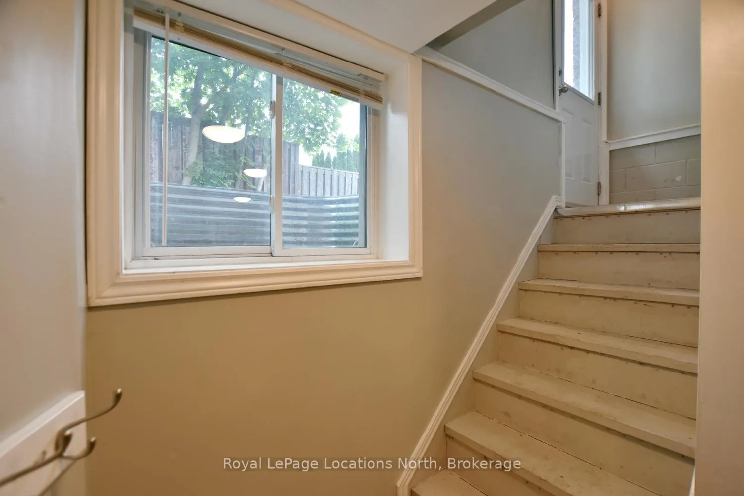 Photo 35 of 638 Oak Street, Collingwood — HOMEH