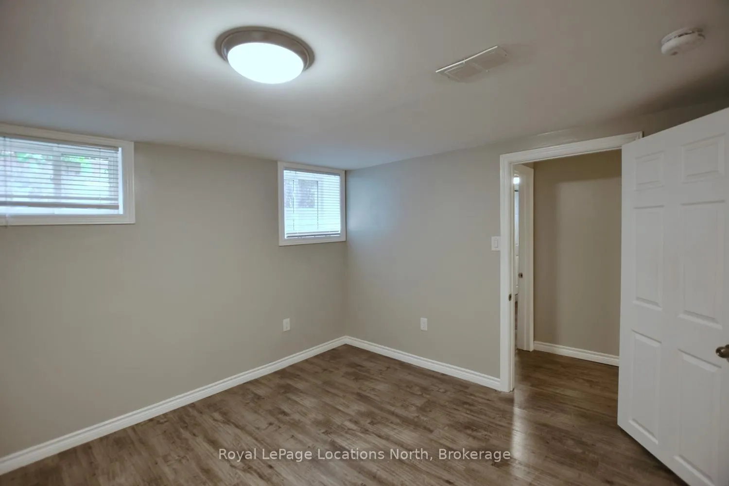 Photo 46 of 638 Oak Street, Collingwood — HOMEH
