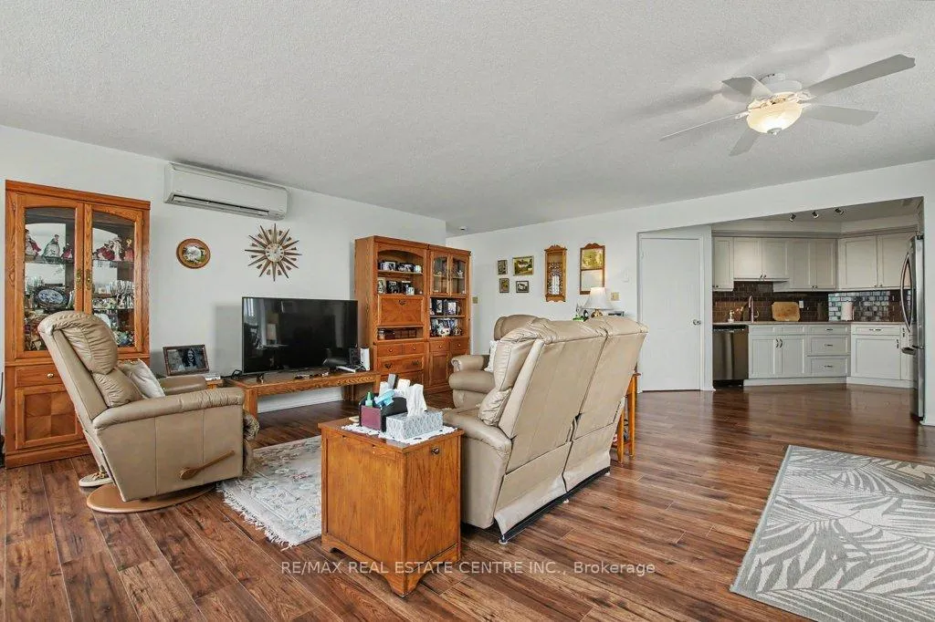 Photo 14 of Unit 604, 26 Hall Road, Halton Hills, Georgetown — HOMEH