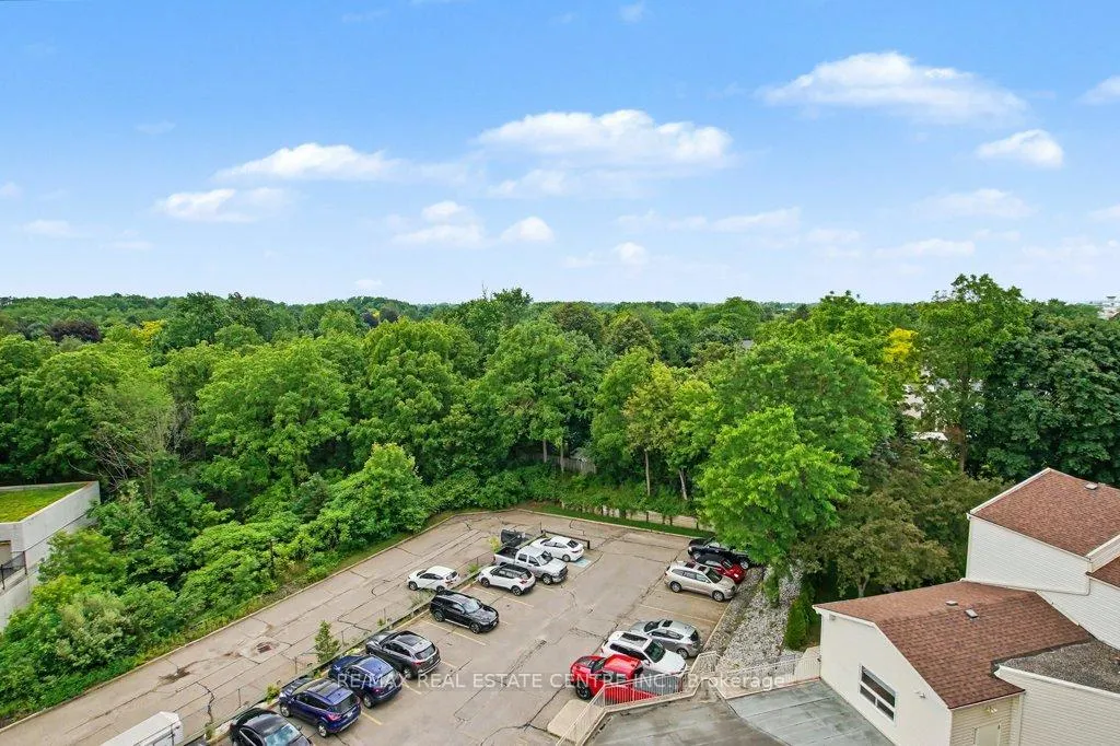Photo 31 of Unit 604, 26 Hall Road, Halton Hills, Georgetown — HOMEH