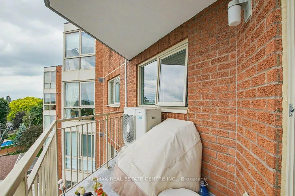 Photo 32 of Unit 604, 26 Hall Road, Halton Hills, Georgetown — HOMEH