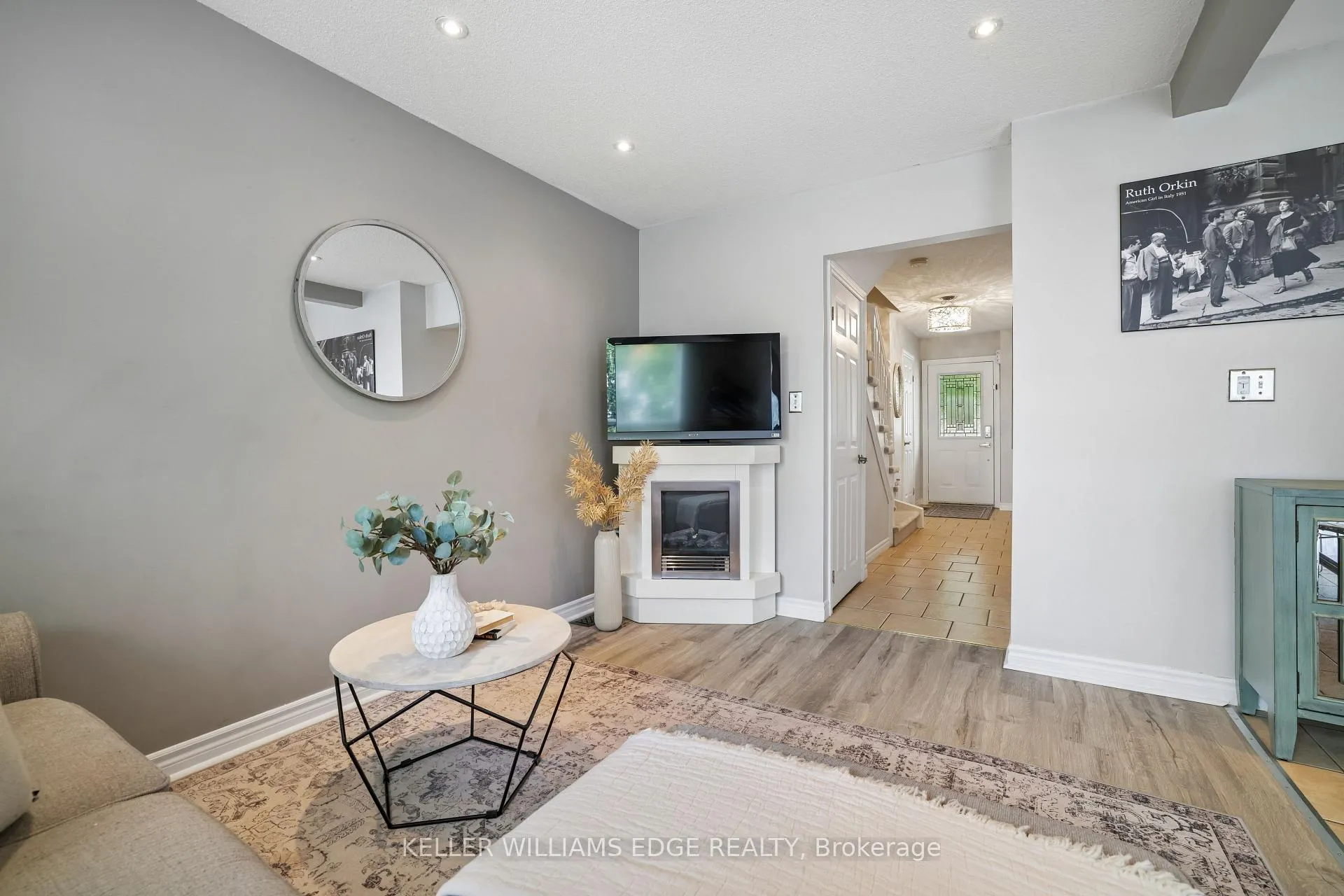 Photo 10 of Unit 35, 39 Pinewoods Drive, Hamilton, Stoney Creek Mountain — HOMEH