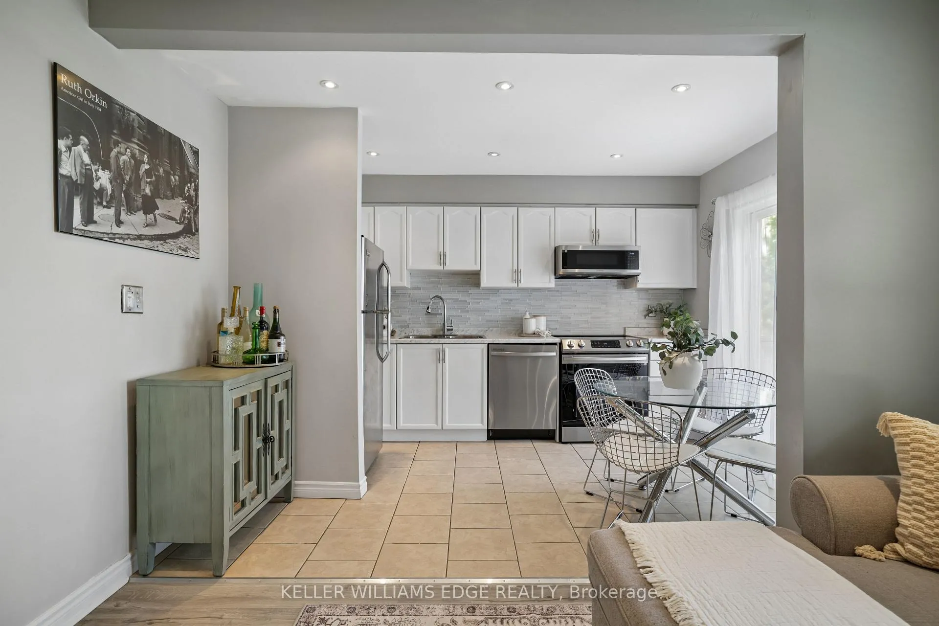Photo 1 of Unit 35, 39 Pinewoods Drive, Hamilton, Stoney Creek Mountain — HOMEH