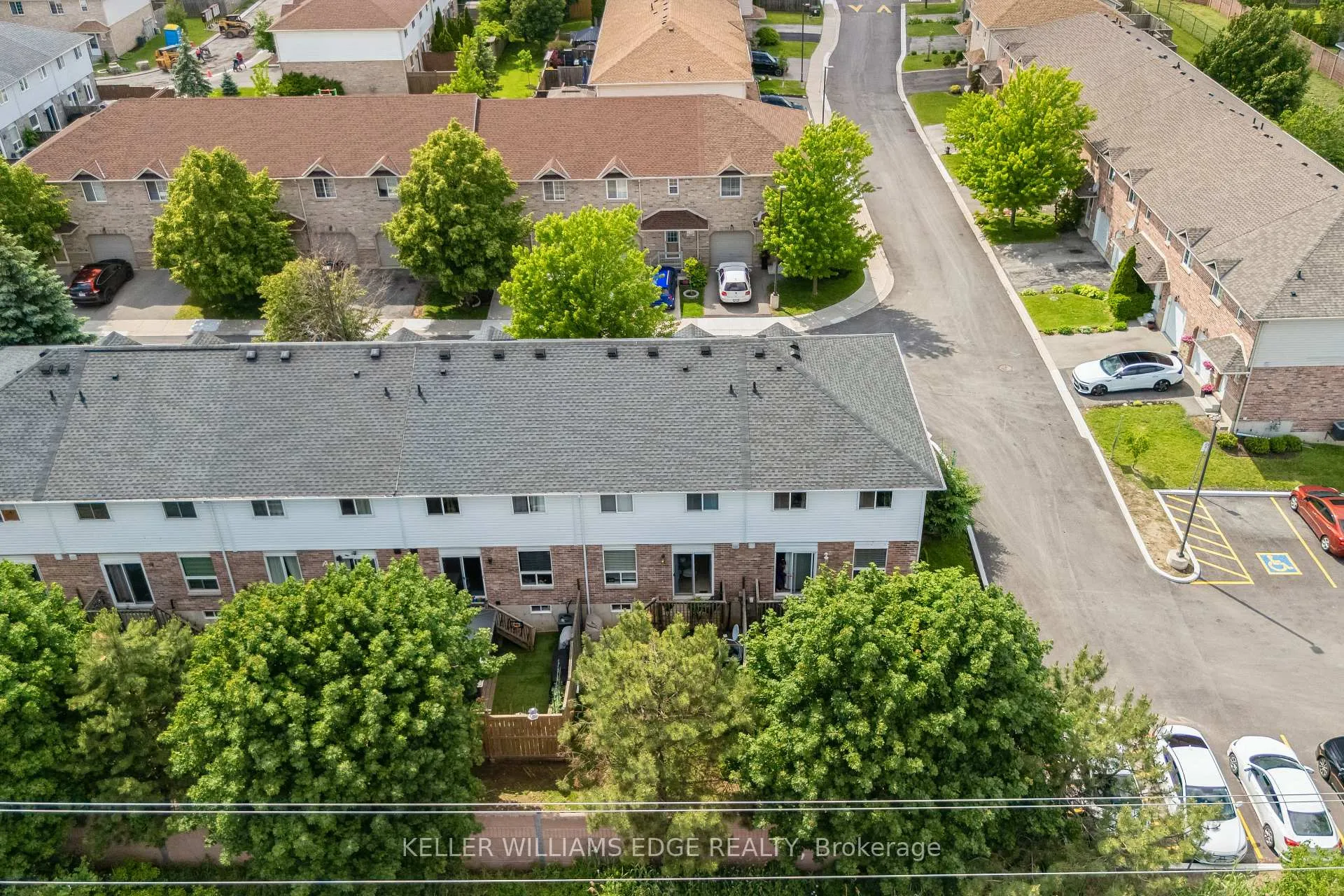 Photo 30 of Unit 35, 39 Pinewoods Drive, Hamilton, Stoney Creek Mountain — HOMEH