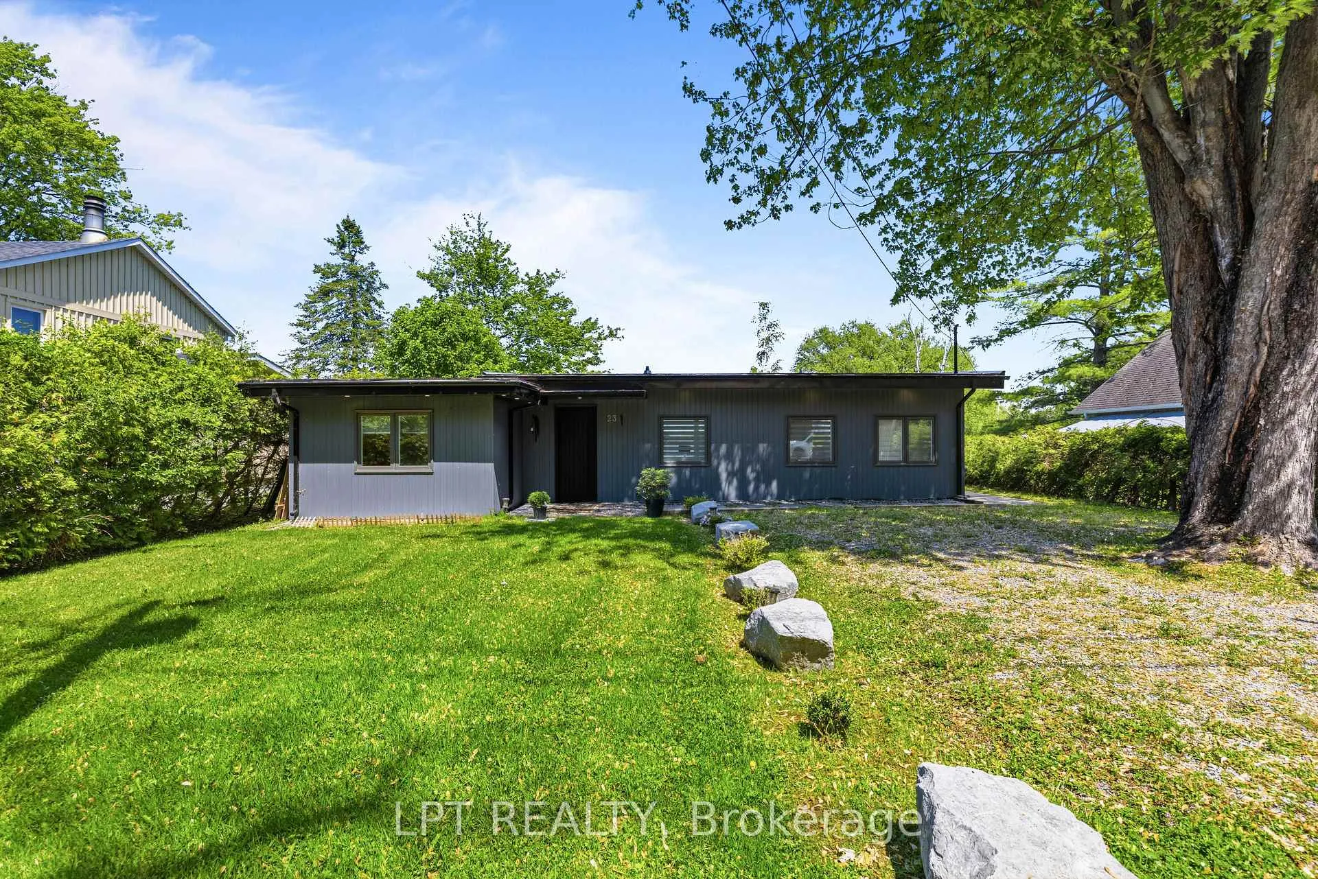 Photo 8 of 23 Doyle Beach Lane, Georgina, Sutton & Jackson's Point — HOMEH