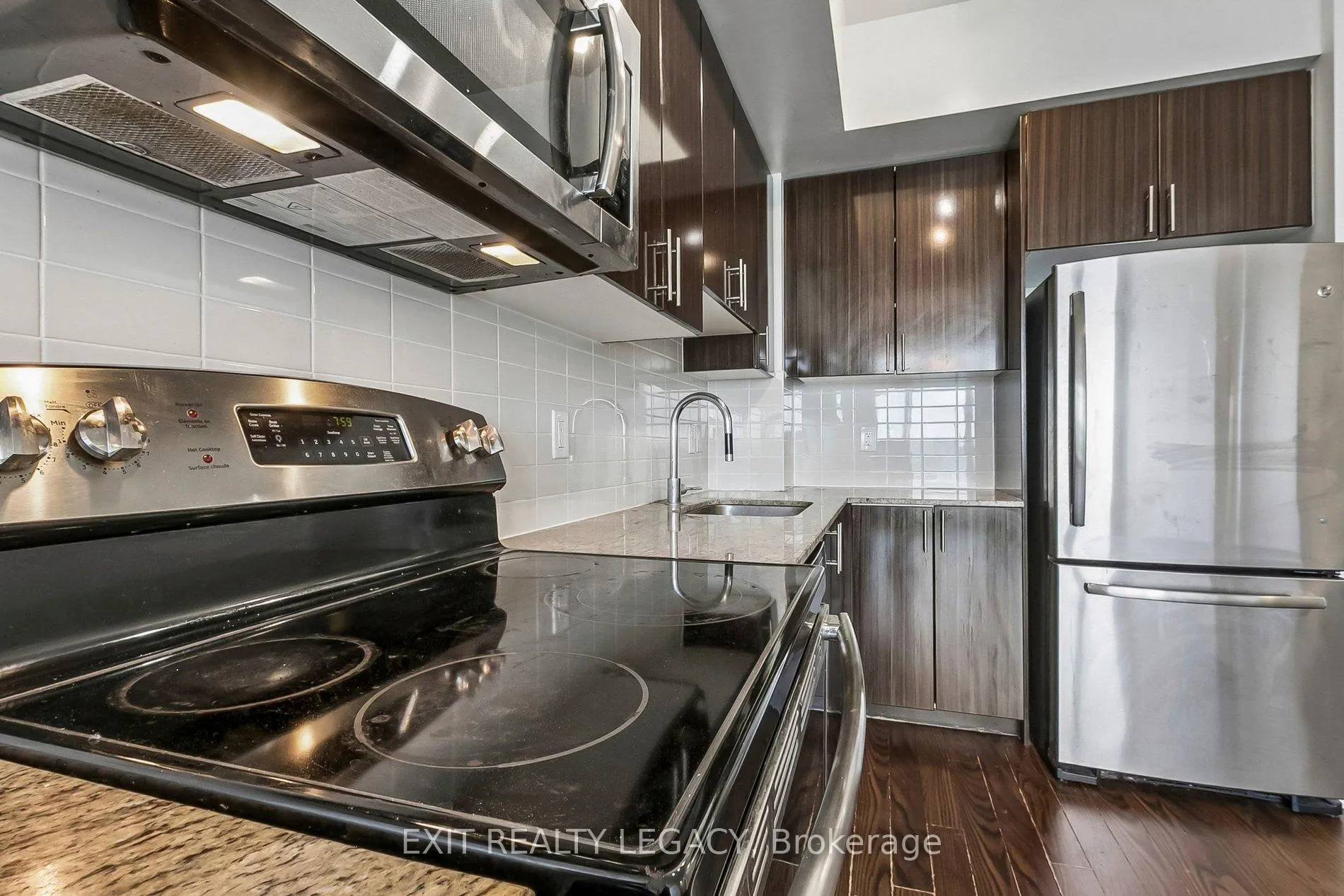 Photo 24 of Unit 710, 7167 Yonge Street, Markham, Grandview — HOMEH