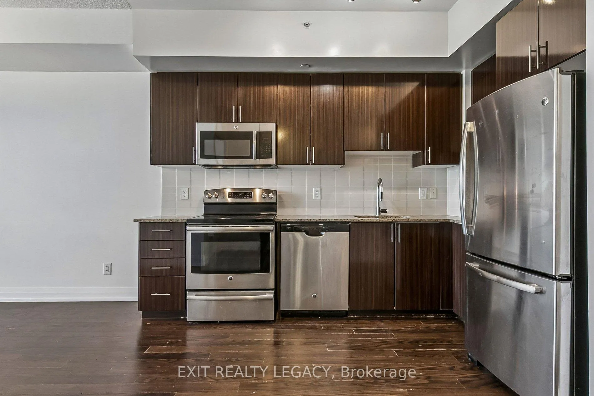 Photo 28 of Unit 710, 7167 Yonge Street, Markham, Grandview — HOMEH