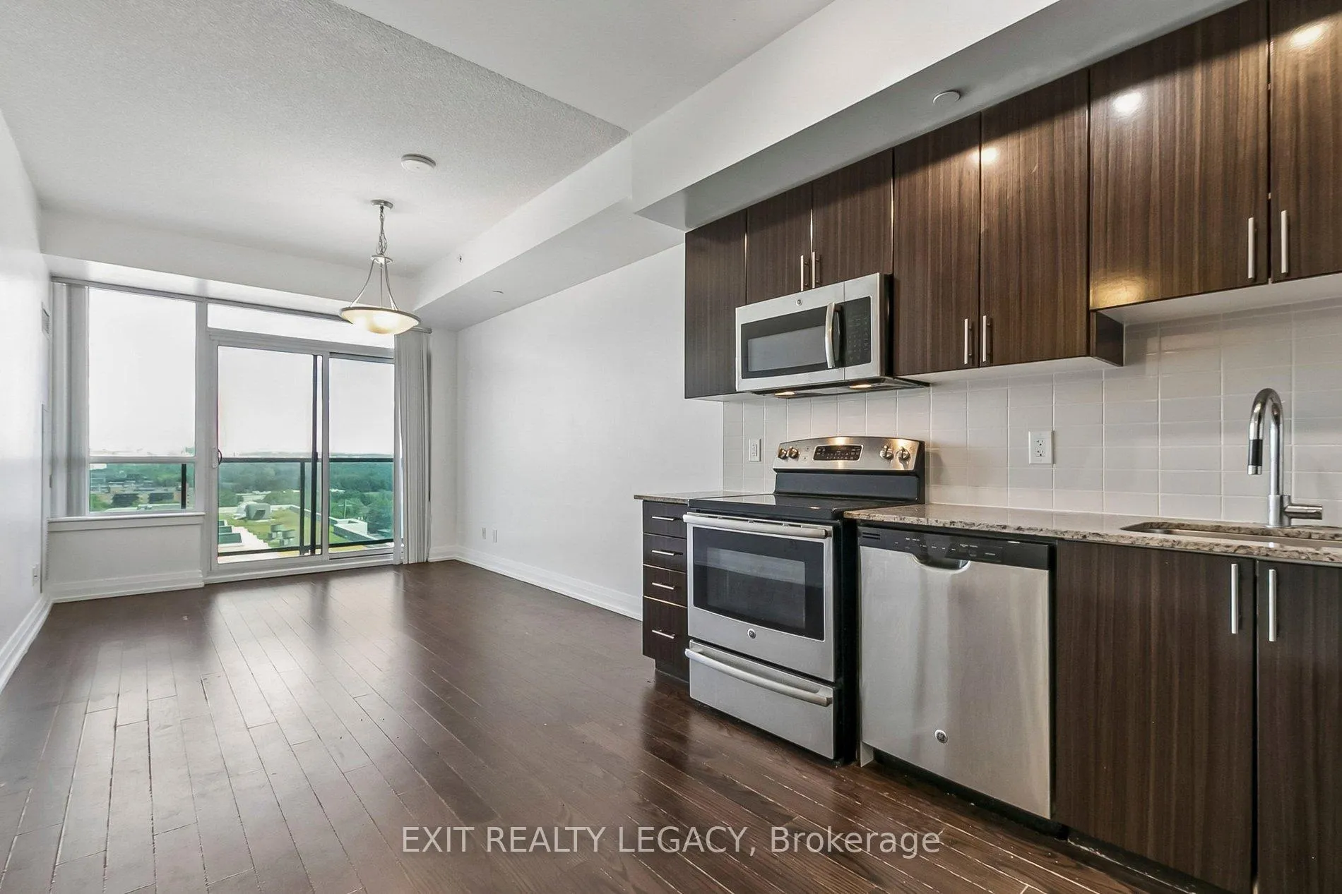 Photo 29 of Unit 710, 7167 Yonge Street, Markham, Grandview — HOMEH