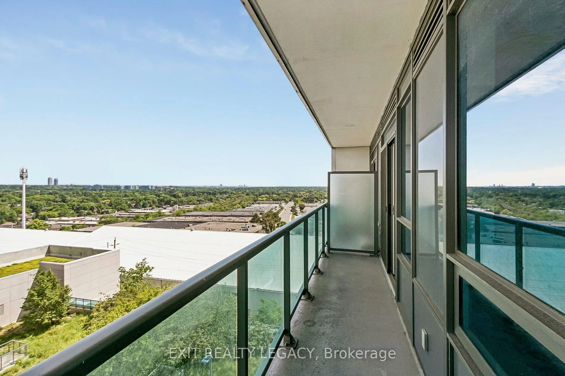 Photo 43 of Unit 710, 7167 Yonge Street, Markham, Grandview — HOMEH