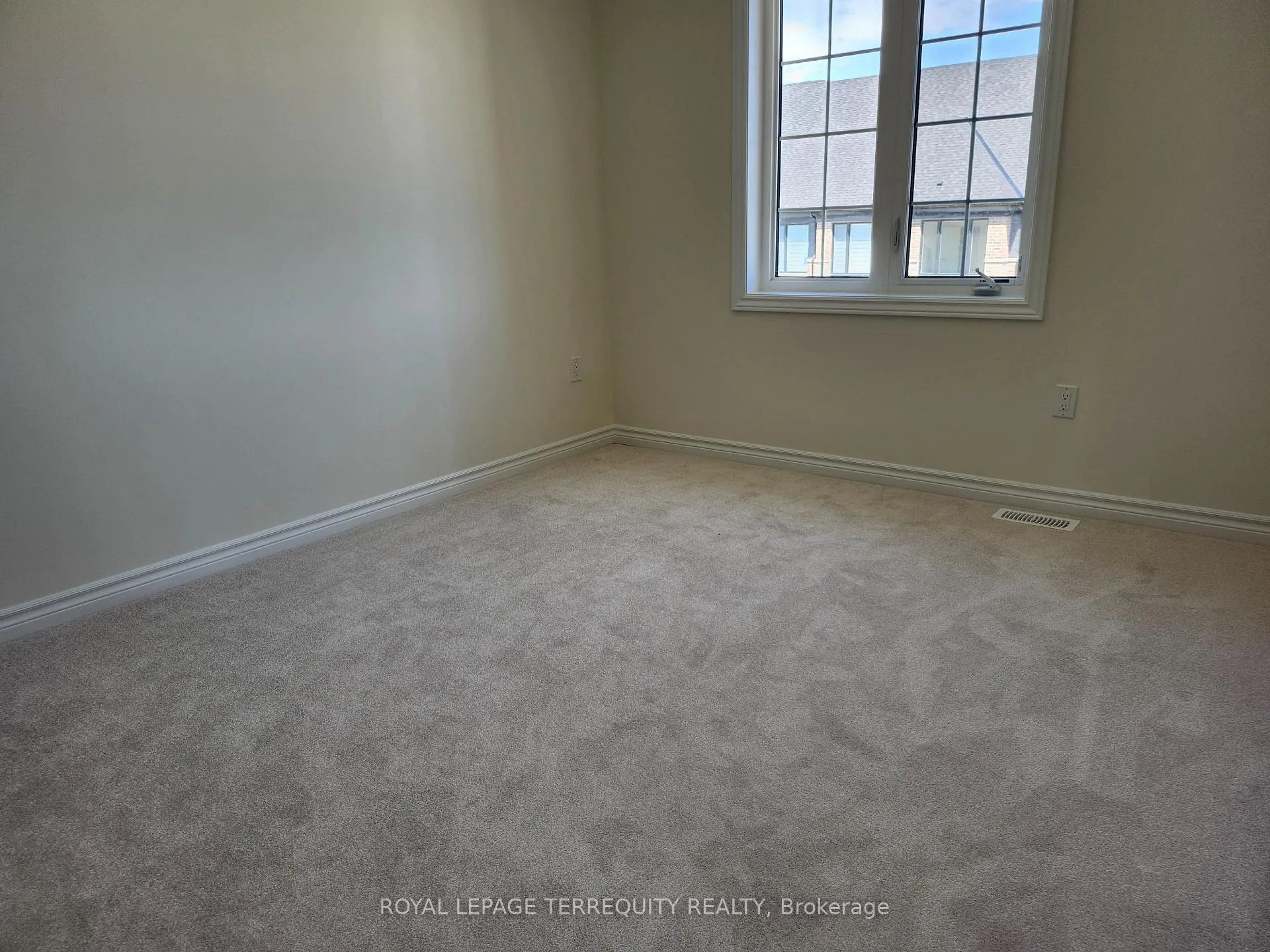 Photo 26 of 2602 Apricot Lane, Pickering, Duffin Heights — HOMEH