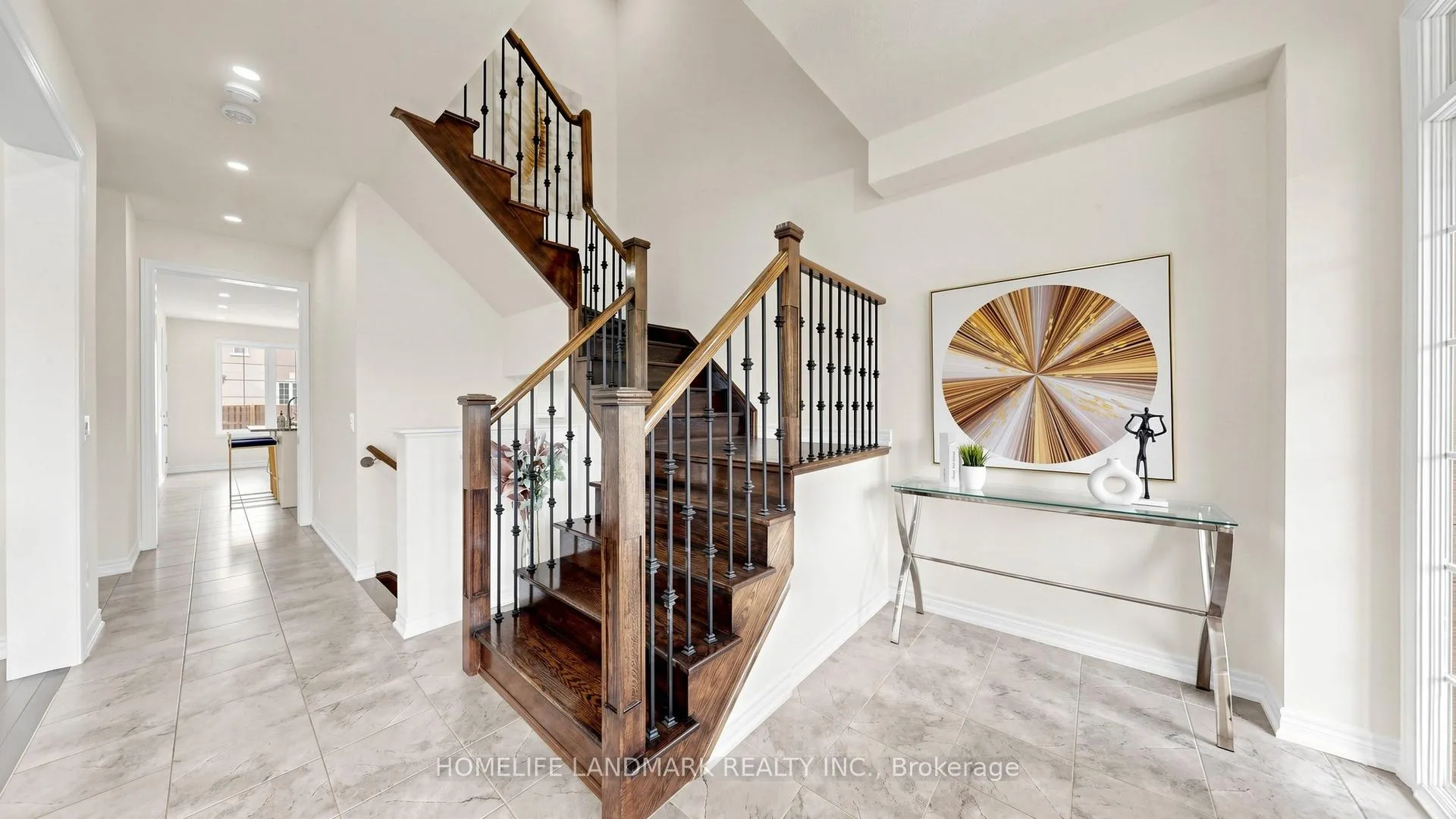 Photo 3 of 15 Berryman Lane, Markham, Cornell — HOMEH