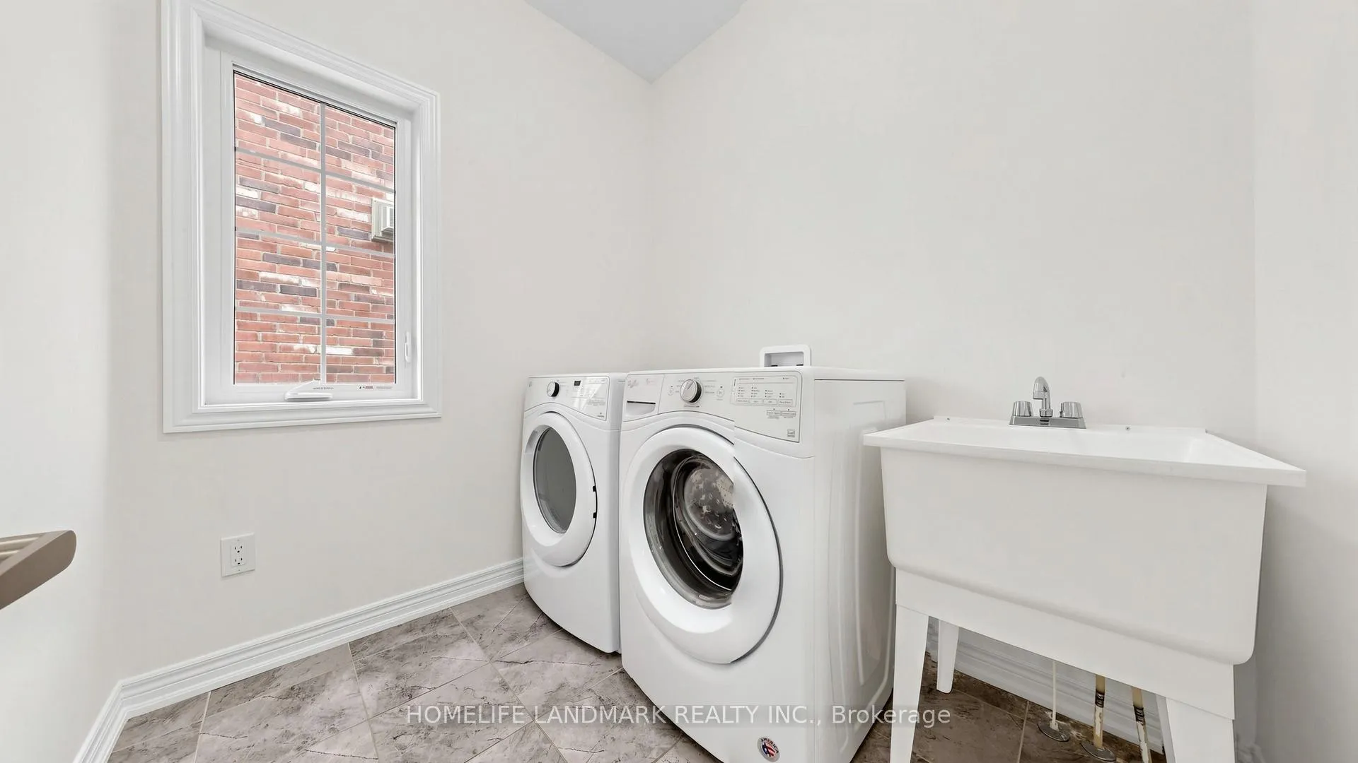 Photo 19 of 15 Berryman Lane, Markham, Cornell — HOMEH