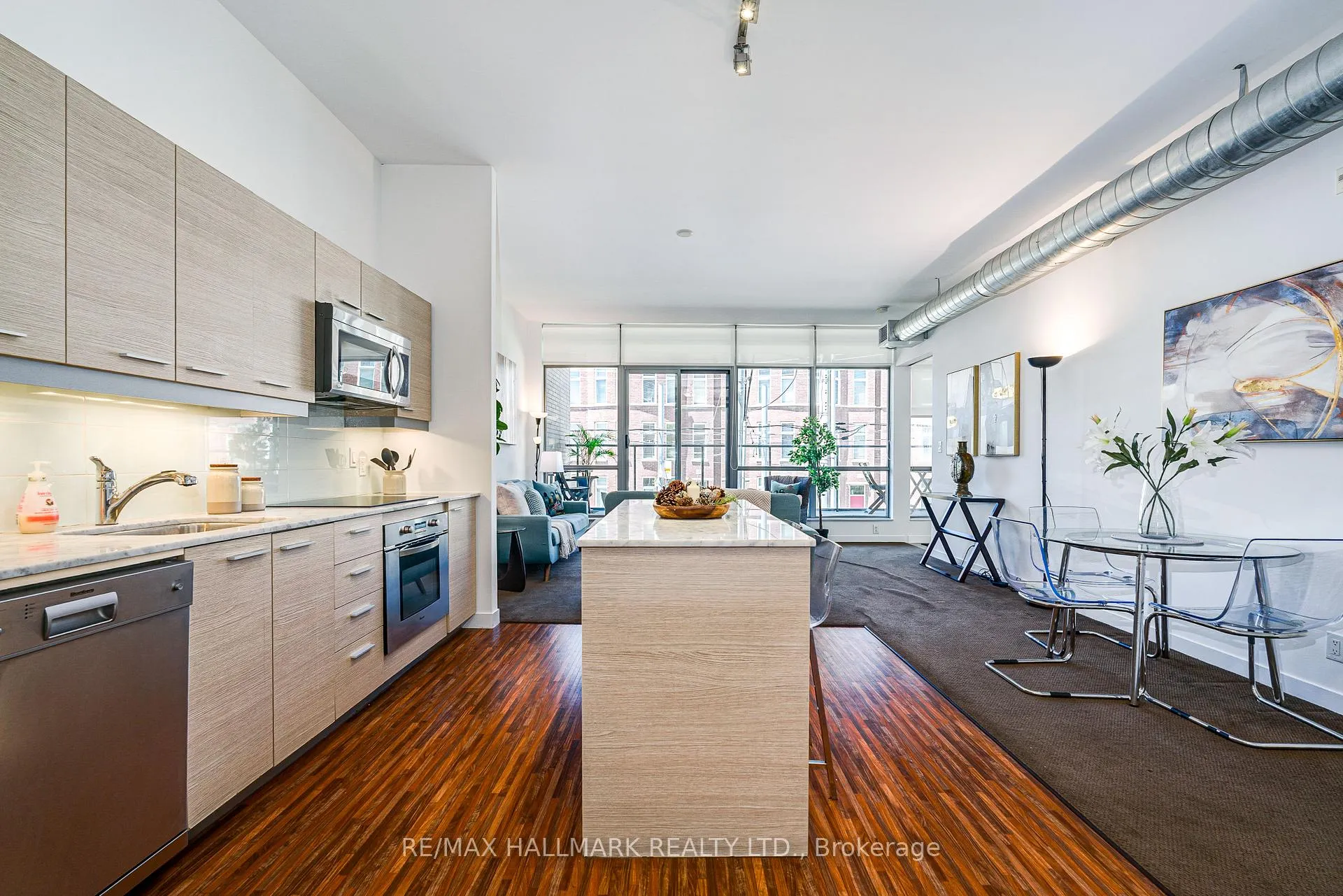 Photo 2 of Unit 203, 549 King Street E, Toronto, Moss Park — HOMEH