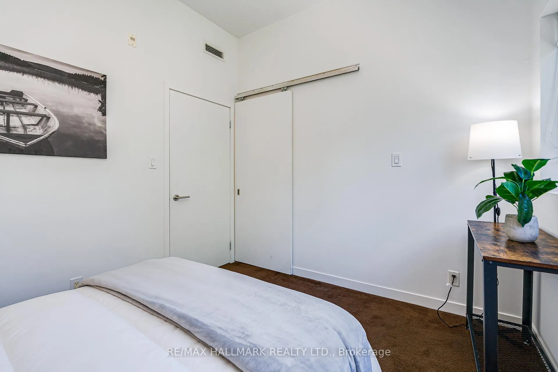Photo 24 of Unit 203, 549 King Street E, Toronto, Moss Park — HOMEH
