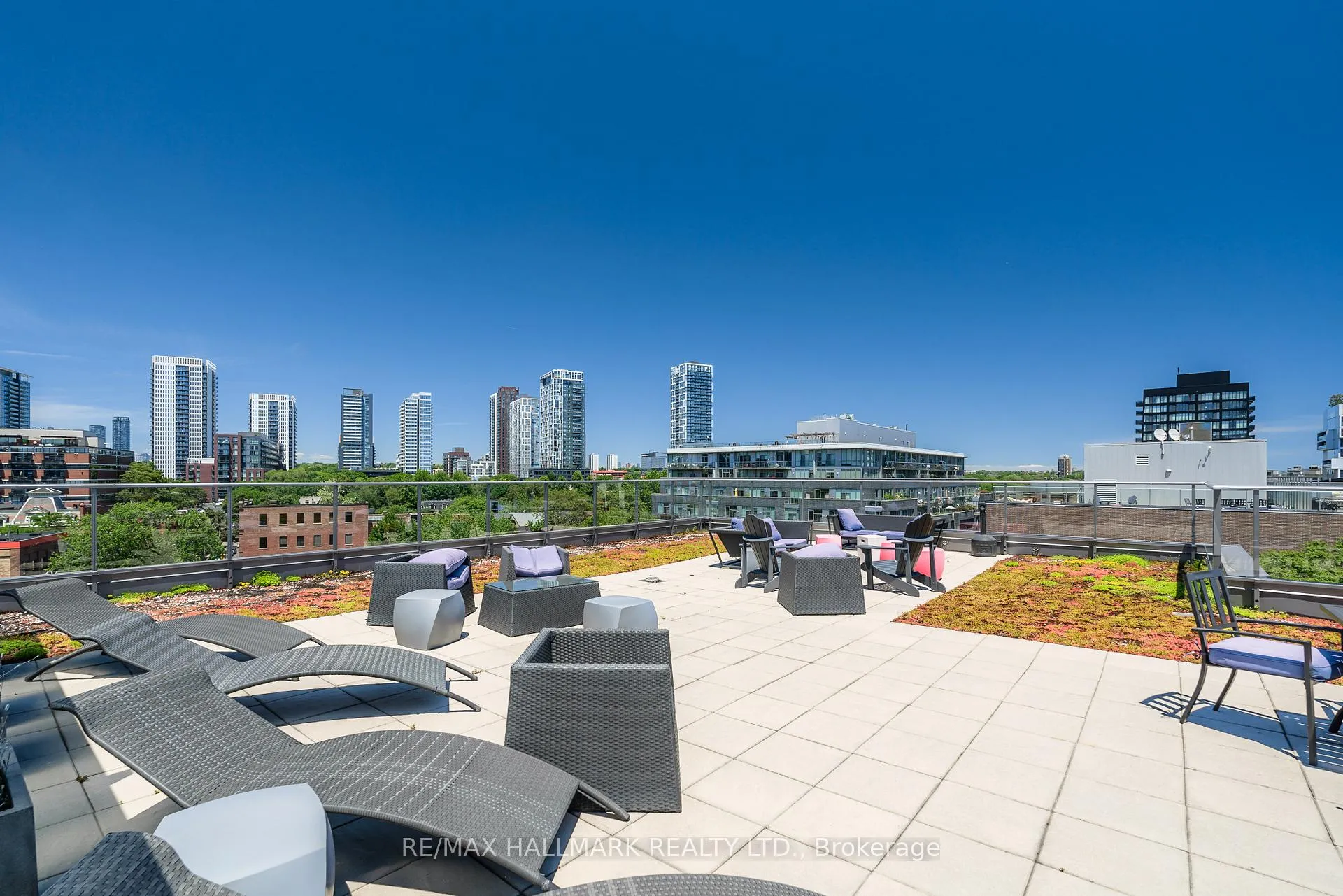 Photo 35 of Unit 203, 549 King Street E, Toronto, Moss Park — HOMEH