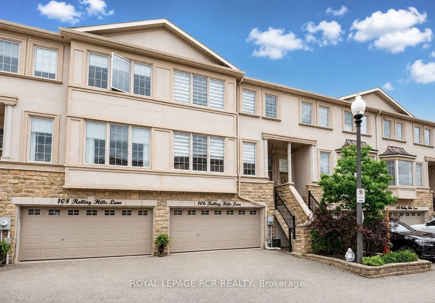 Photo 2 of 106 Rolling Hills Lane, Caledon, Bolton West — HOMEH