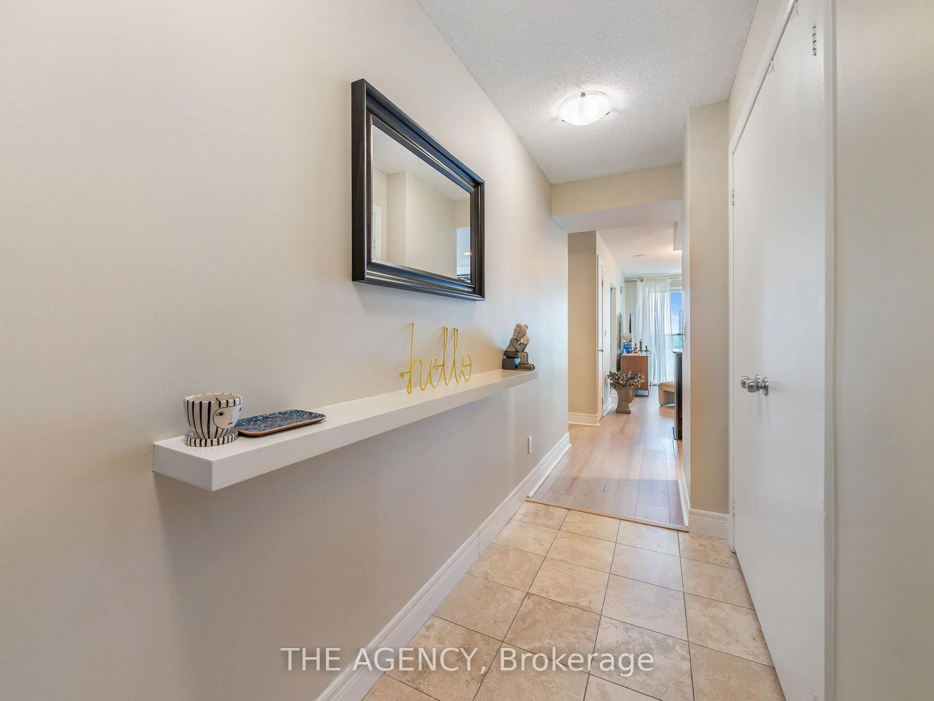 Photo 3 of Unit 3301, 8 Park Road, Toronto, Rosedale-Moore Park — HOMEH