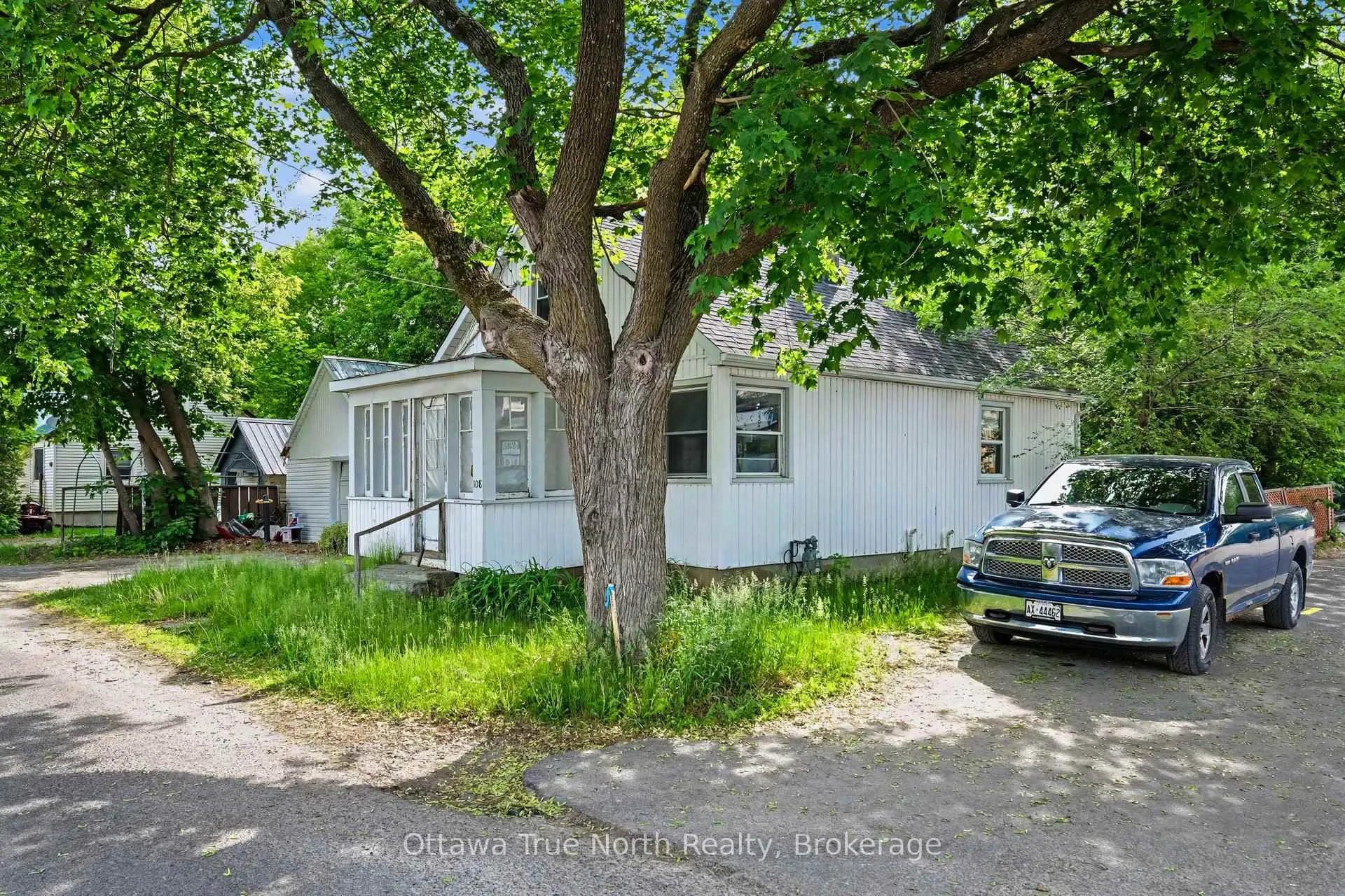 Photo 8 of 108 Maley Street, North Grenville, Kemptville — HOMEH