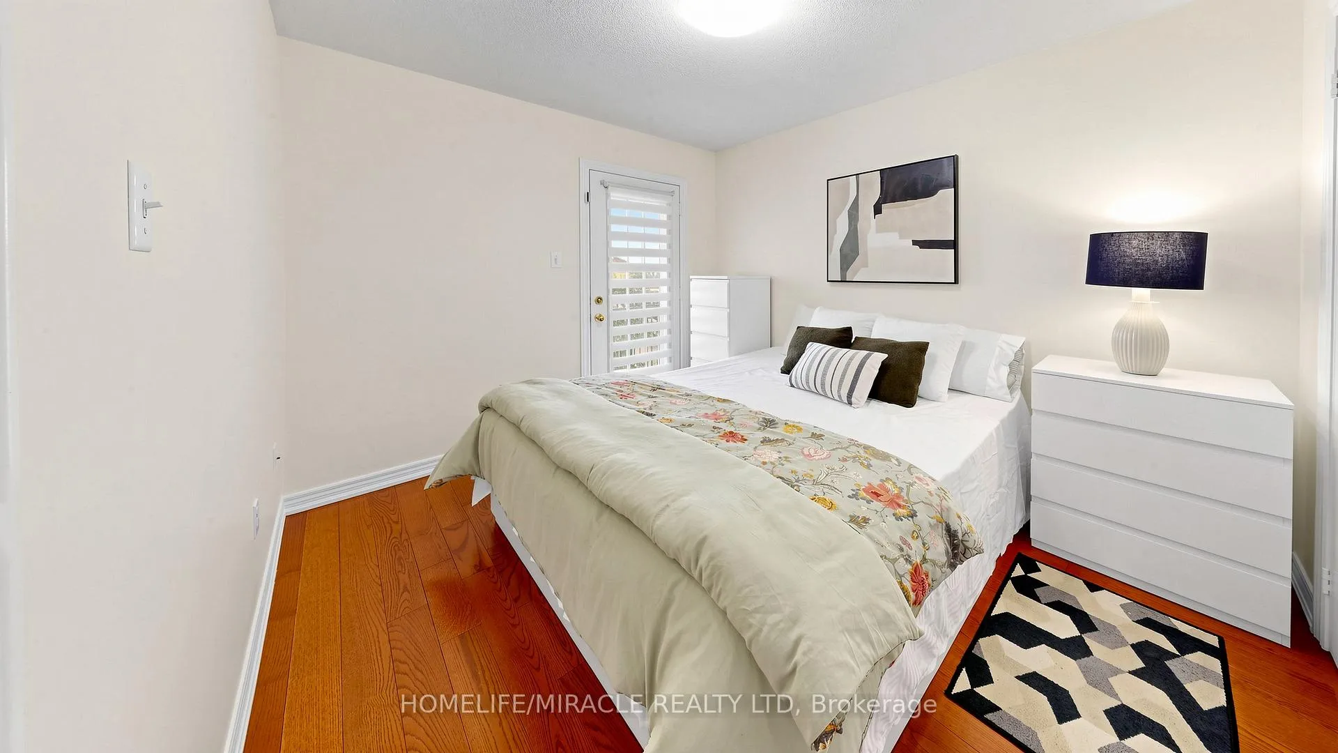 Photo 17 of 66 Rocky Point Crescent, Brampton, Madoc — HOMEH