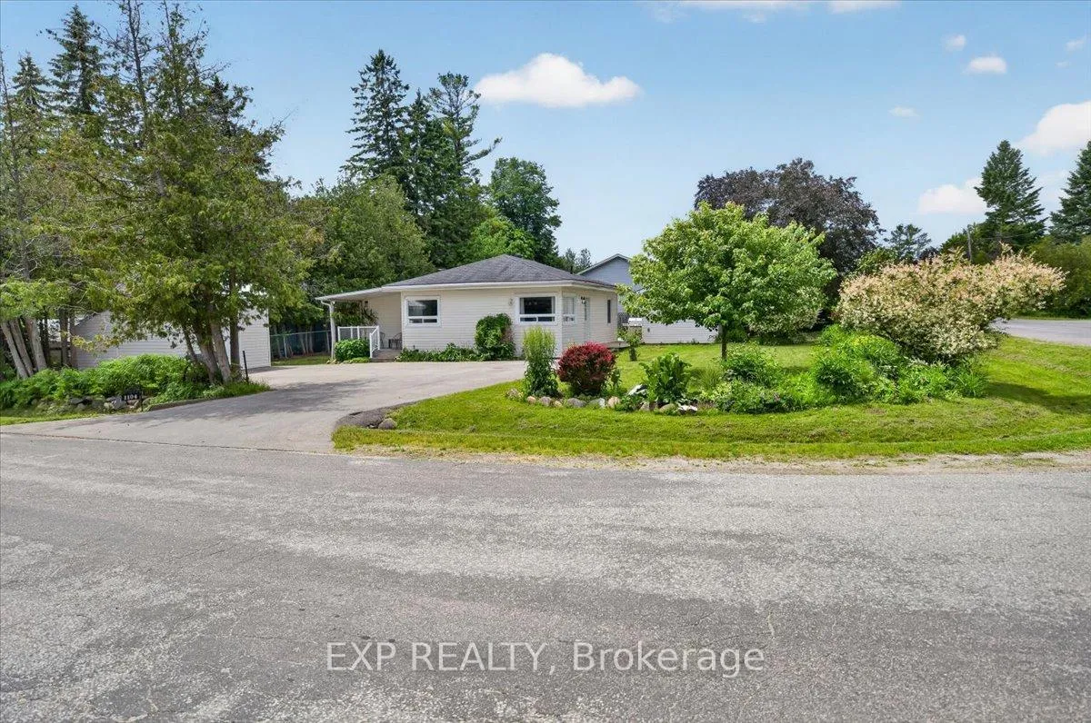 Photo 1 of 1104 Ferrier Avenue, Innisfil, Lefroy — HOMEH