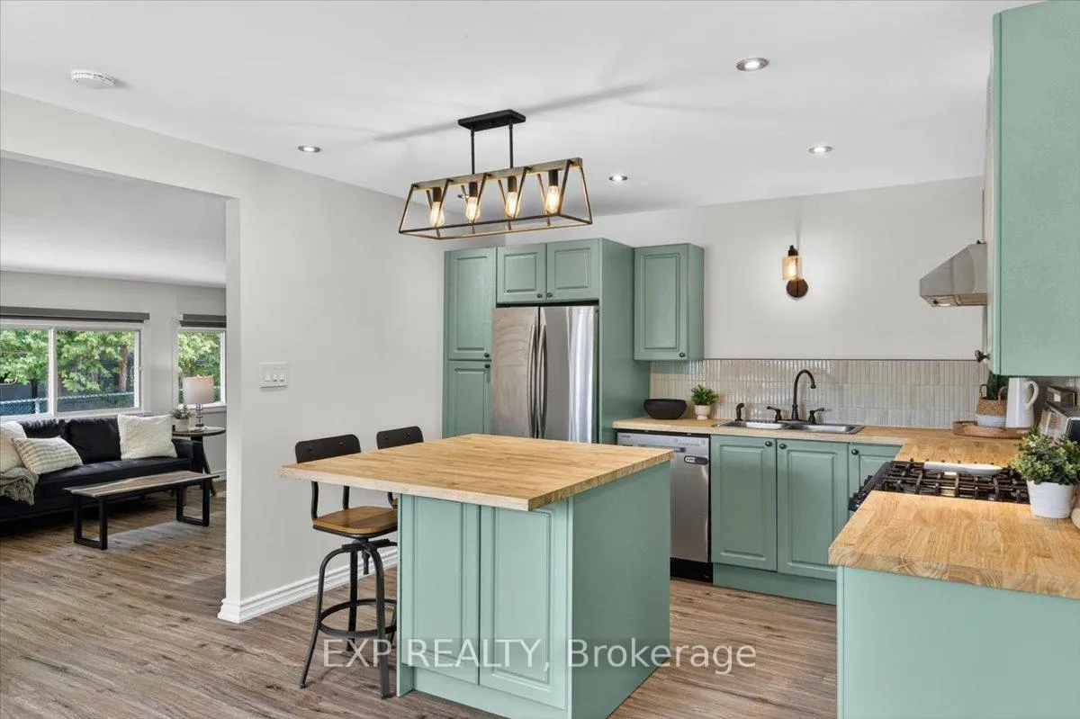 Photo 13 of 1104 Ferrier Avenue, Innisfil, Lefroy — HOMEH