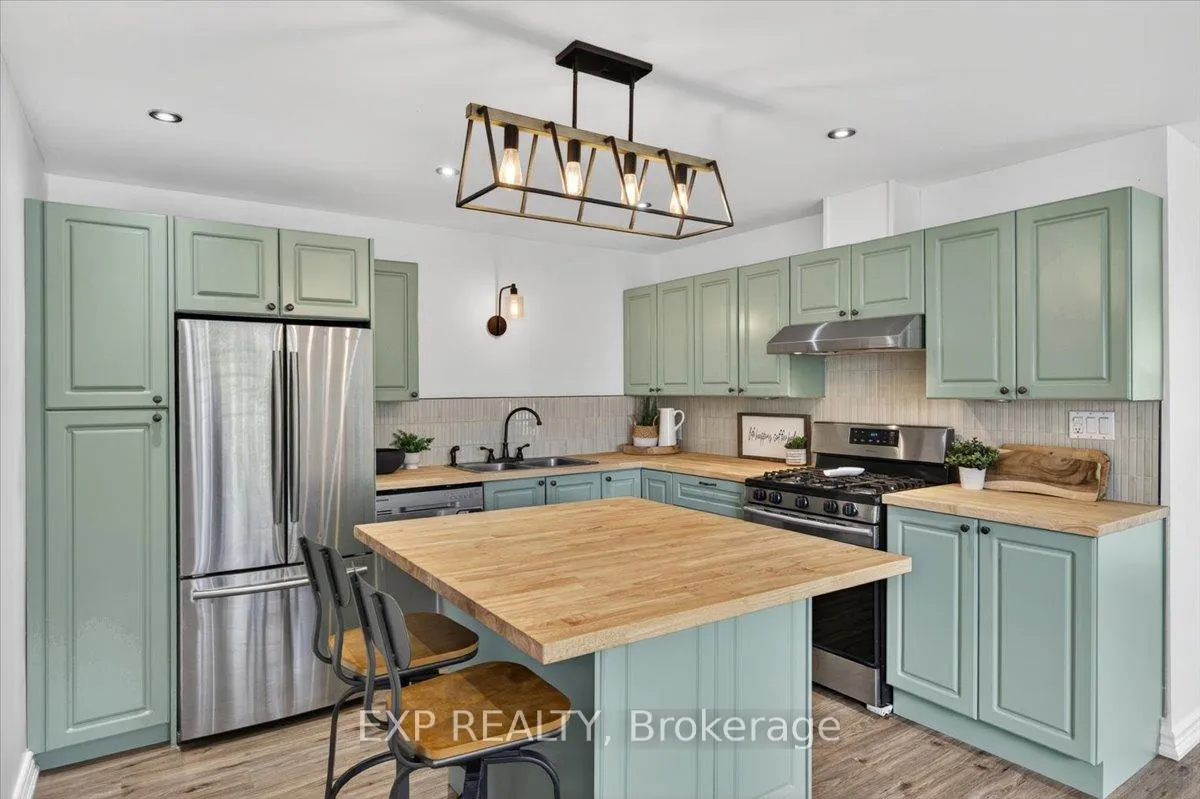Photo 17 of 1104 Ferrier Avenue, Innisfil, Lefroy — HOMEH