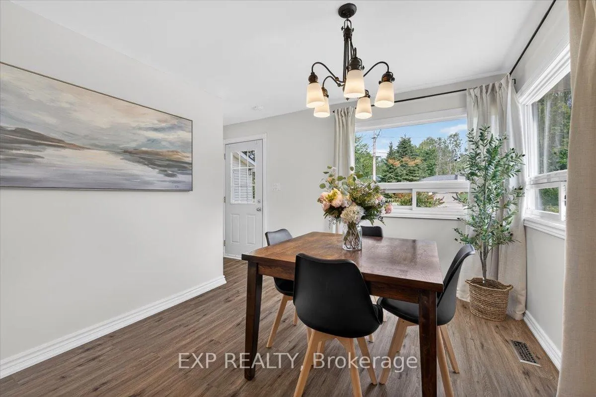Photo 19 of 1104 Ferrier Avenue, Innisfil, Lefroy — HOMEH