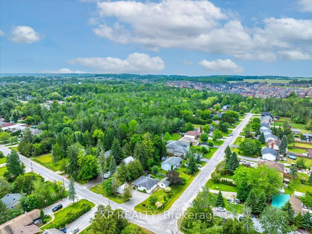 Photo 46 of 1104 Ferrier Avenue, Innisfil, Lefroy — HOMEH