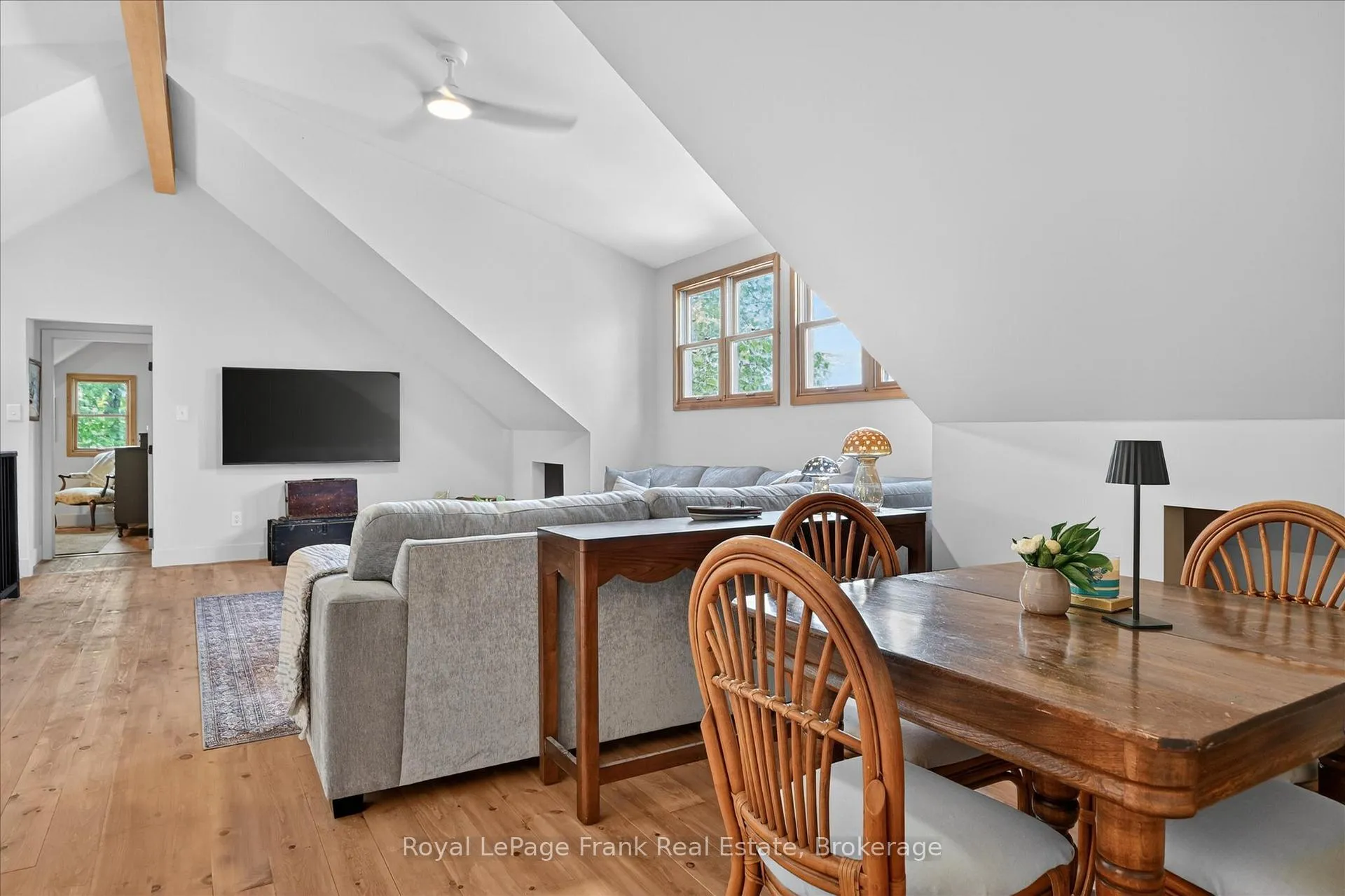 Photo 40 of 1973 Fiddlers Lane, Douro-Dummer — HOMEH
