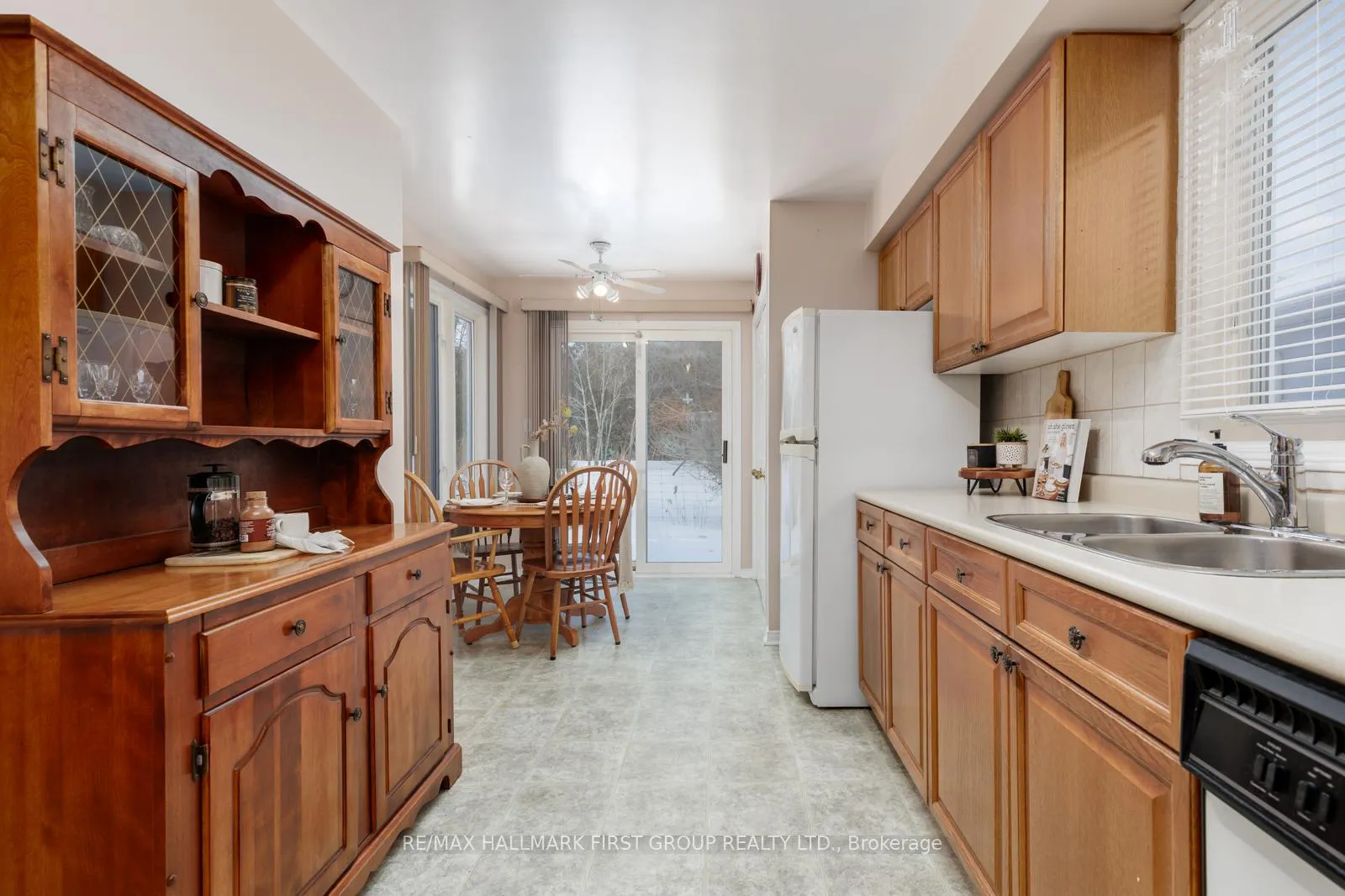 Photo 12 of 5A Fairway Drive, Clarington, Bowmanville — HOMEH