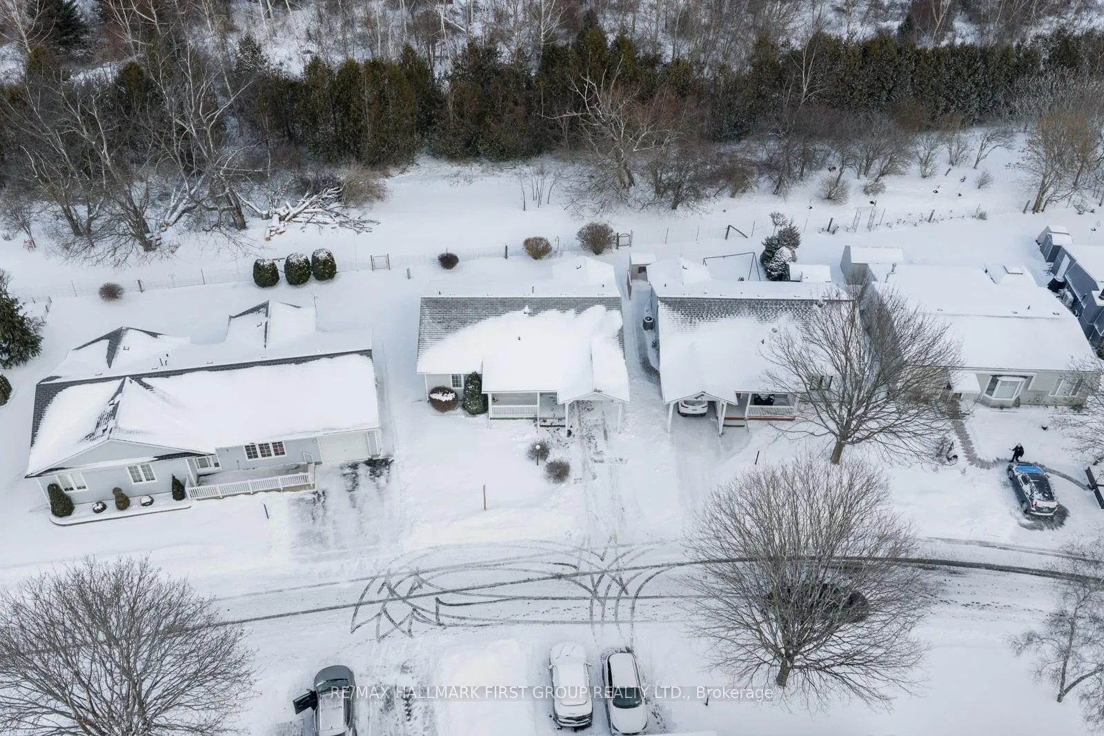 Photo 25 of 5A Fairway Drive, Clarington, Bowmanville — HOMEH