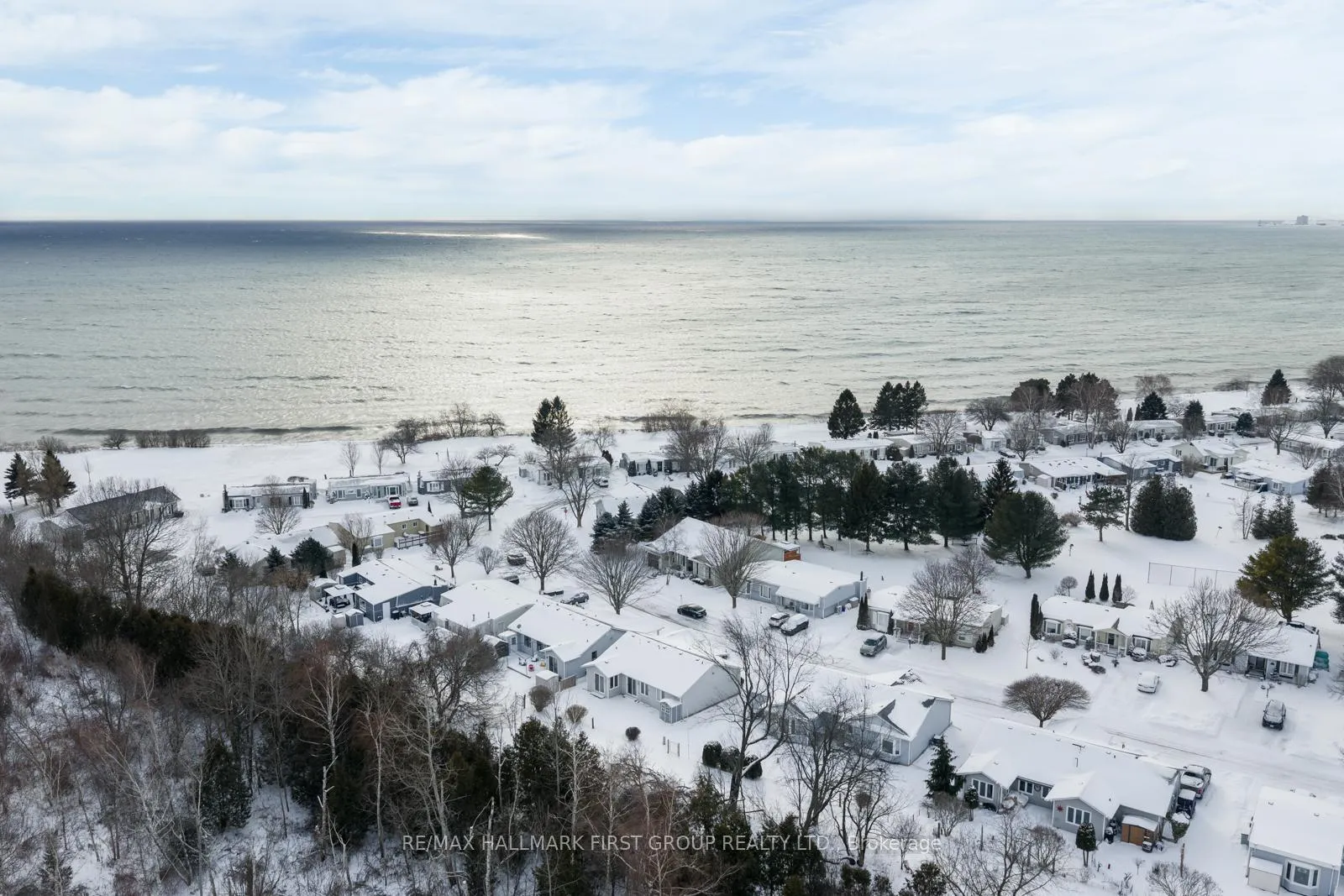 Photo 26 of 5A Fairway Drive, Clarington, Bowmanville — HOMEH