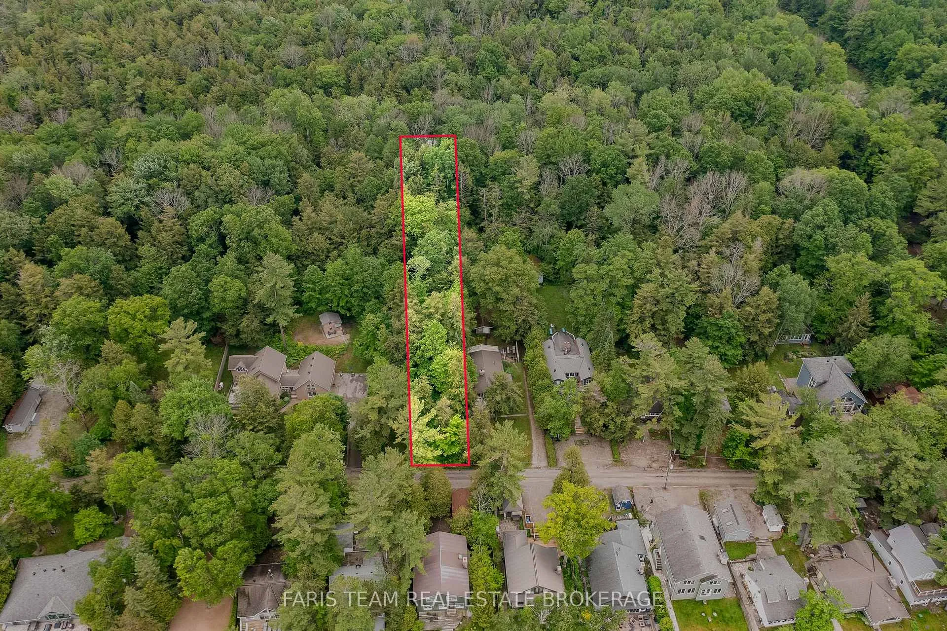 Photo 2 of 23 East Beach Road, Tiny, Rural Tiny — HOMEH