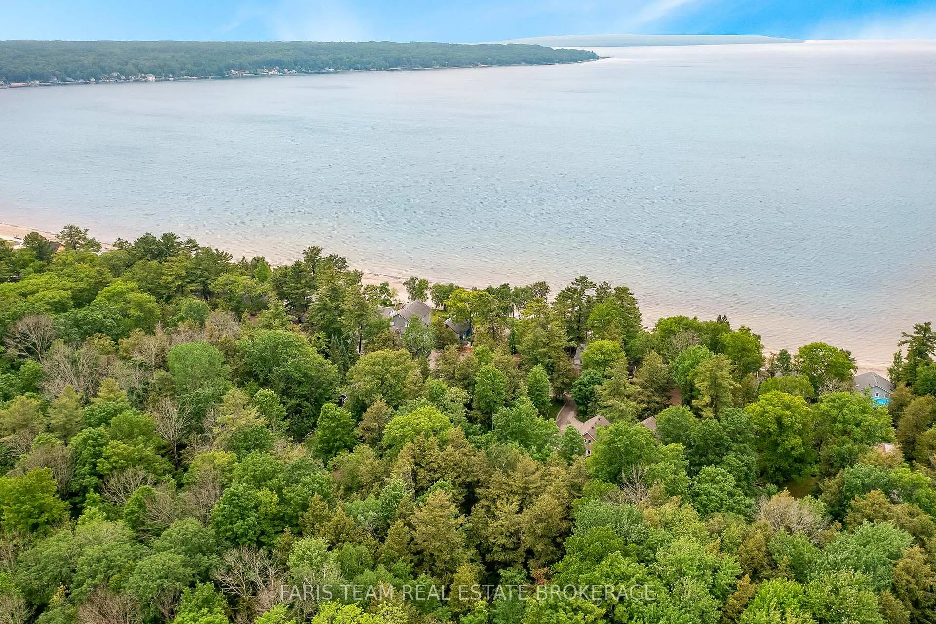 Photo 9 of 23 East Beach Road, Tiny, Rural Tiny — HOMEH