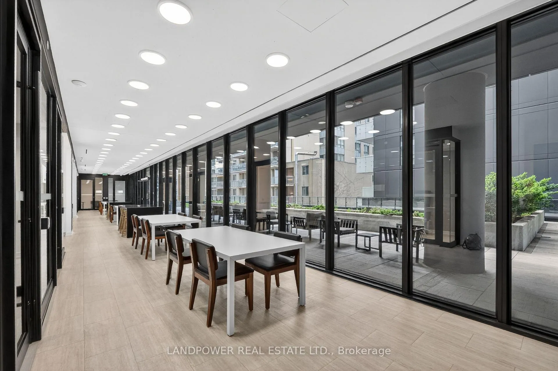 Photo 26 of Unit 2311, 85 Wood Street, Toronto, Church-Yonge Corridor — HOMEH