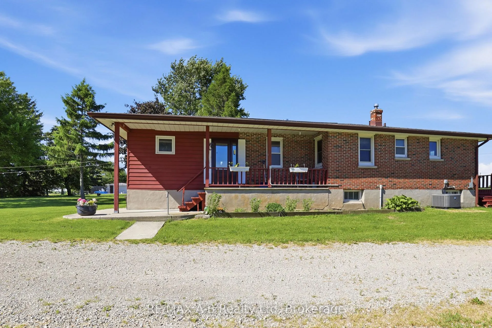 Photo 4 of 1033 Perth Rd 139 Line W, Perth South, Blanshard — HOMEH