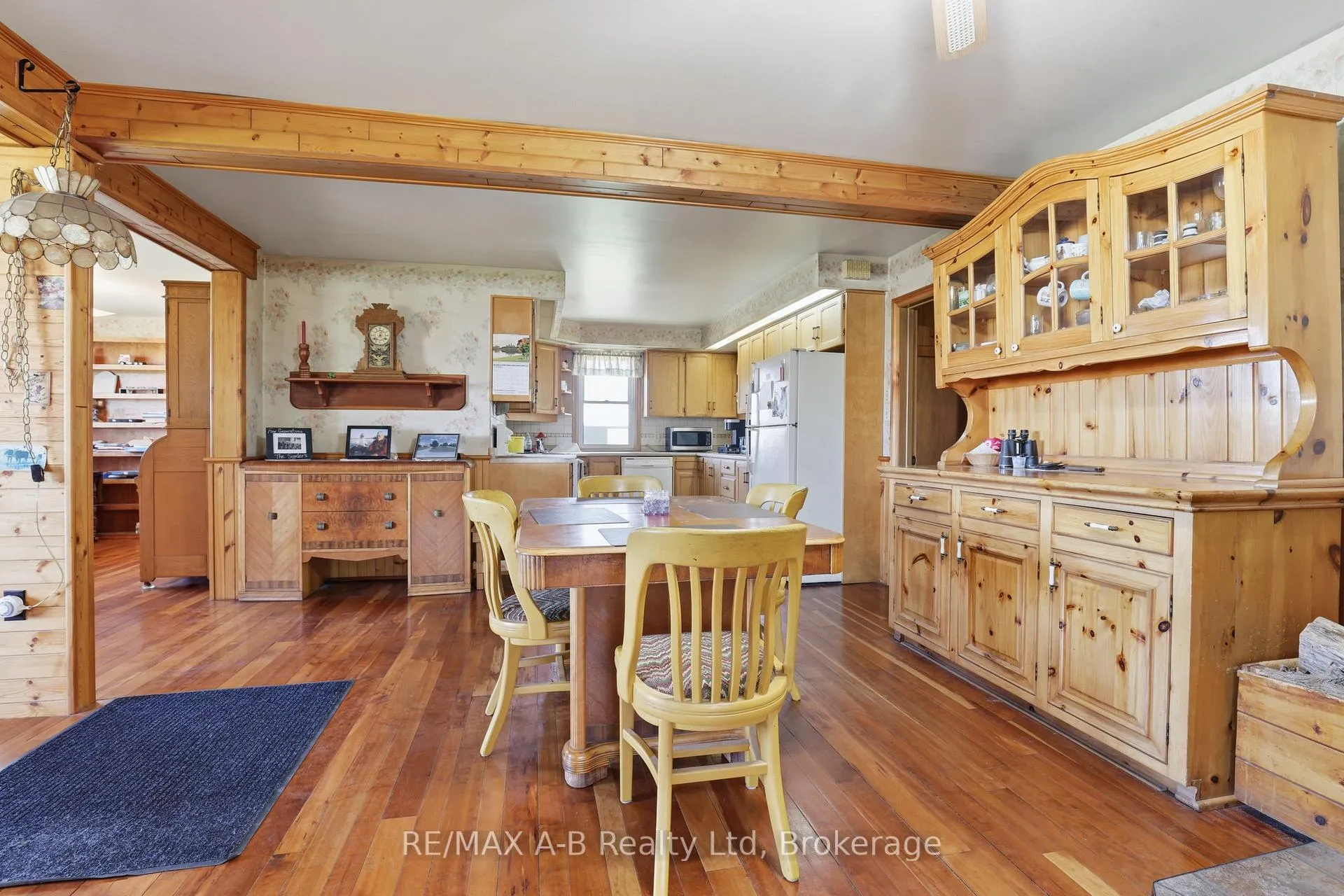 Photo 9 of 1033 Perth Rd 139 Line W, Perth South, Blanshard — HOMEH