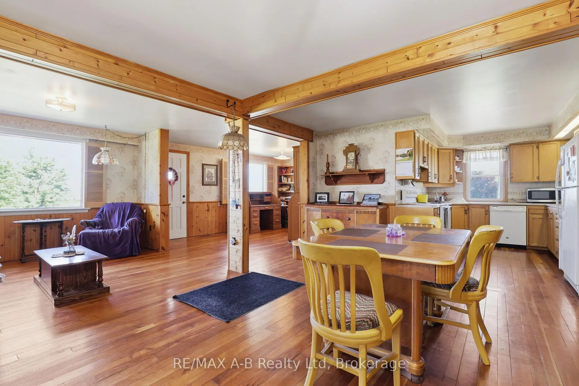 Photo 10 of 1033 Perth Rd 139 Line W, Perth South, Blanshard — HOMEH