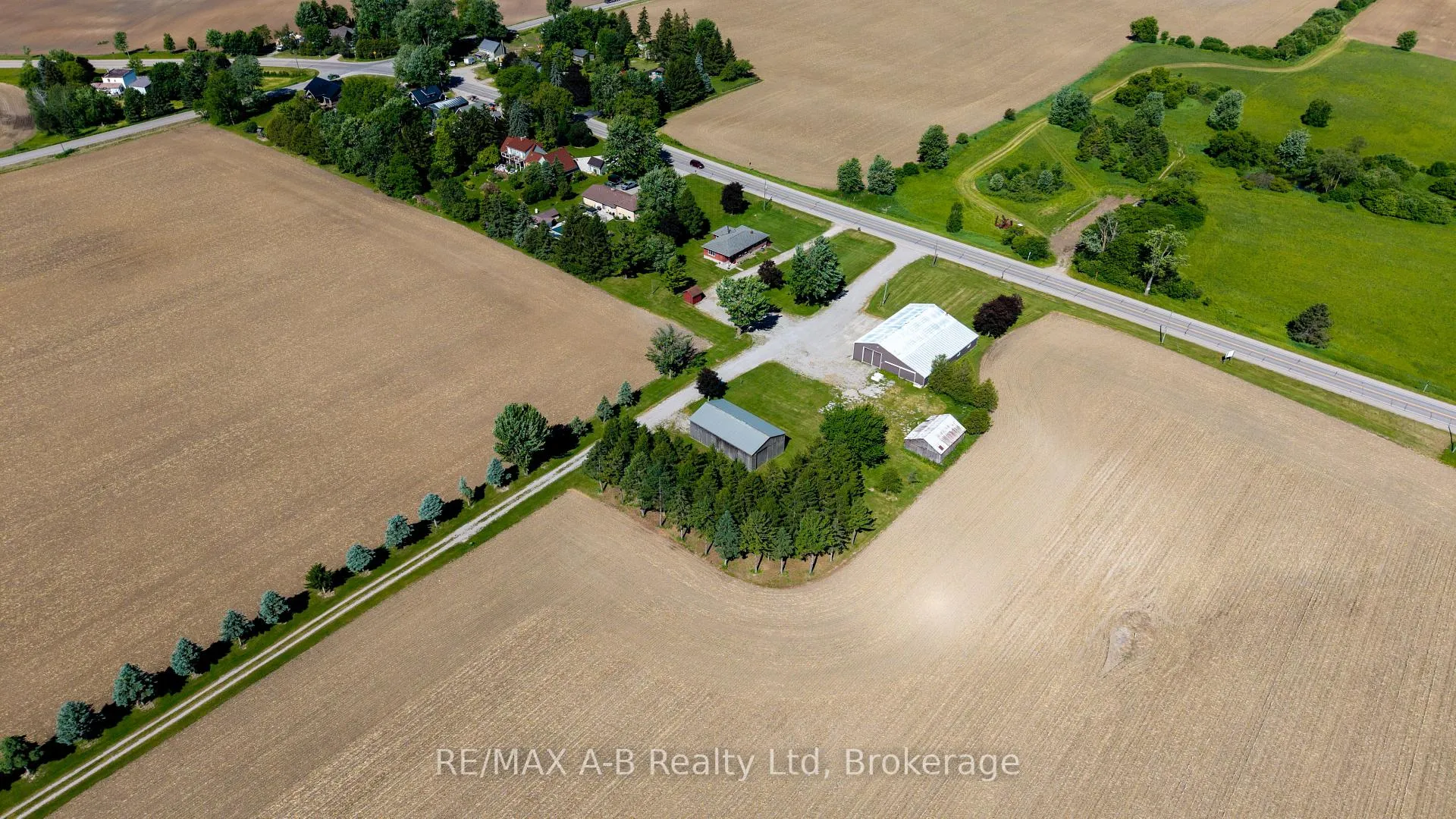 Photo 30 of 1033 Perth Rd 139 Line W, Perth South, Blanshard — HOMEH