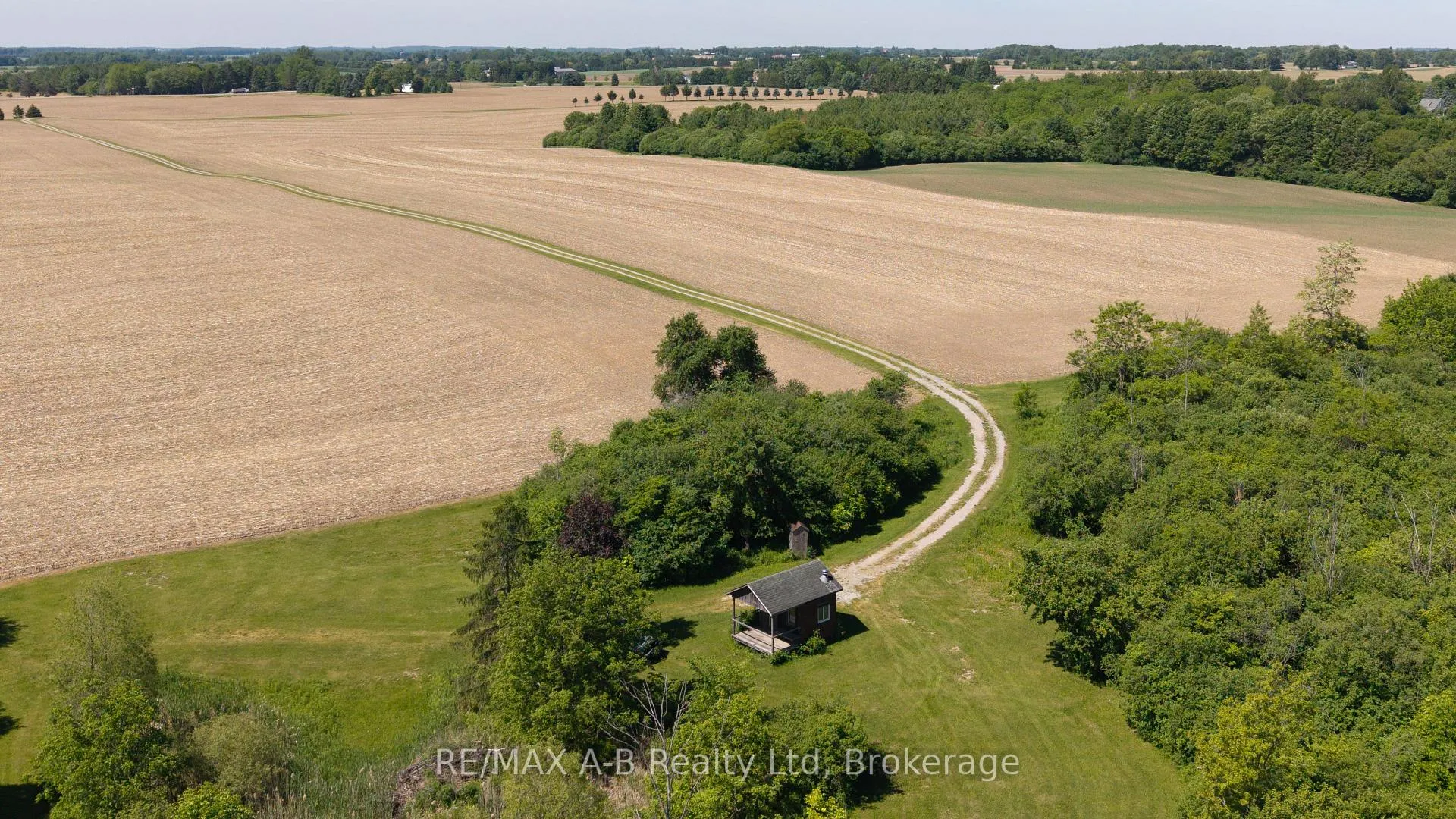 Photo 36 of 1033 Perth Rd 139 Line W, Perth South, Blanshard — HOMEH