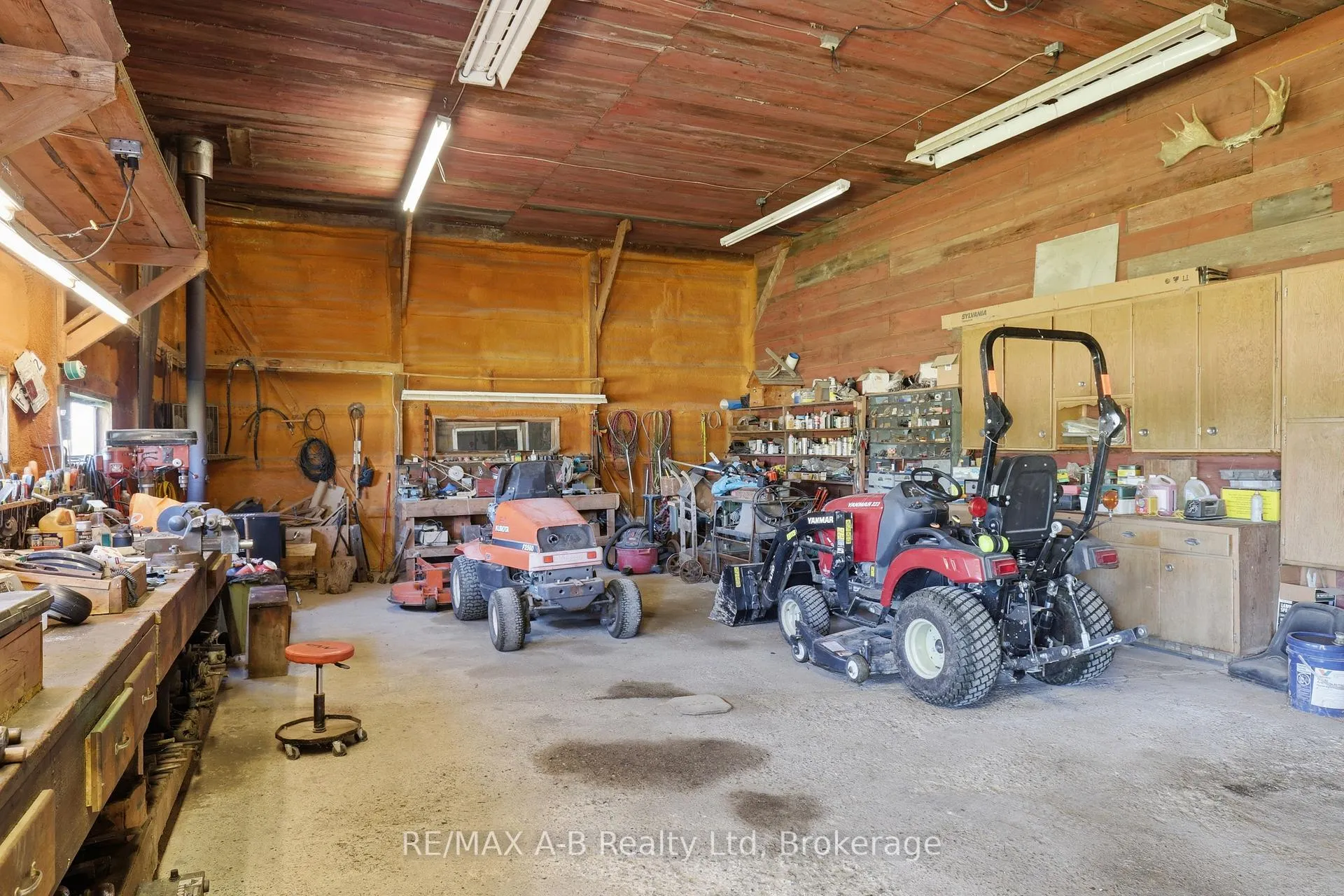 Photo 48 of 1033 Perth Rd 139 Line W, Perth South, Blanshard — HOMEH